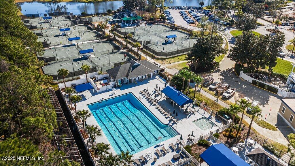 13124 WEXFORD HOLLOW Road N