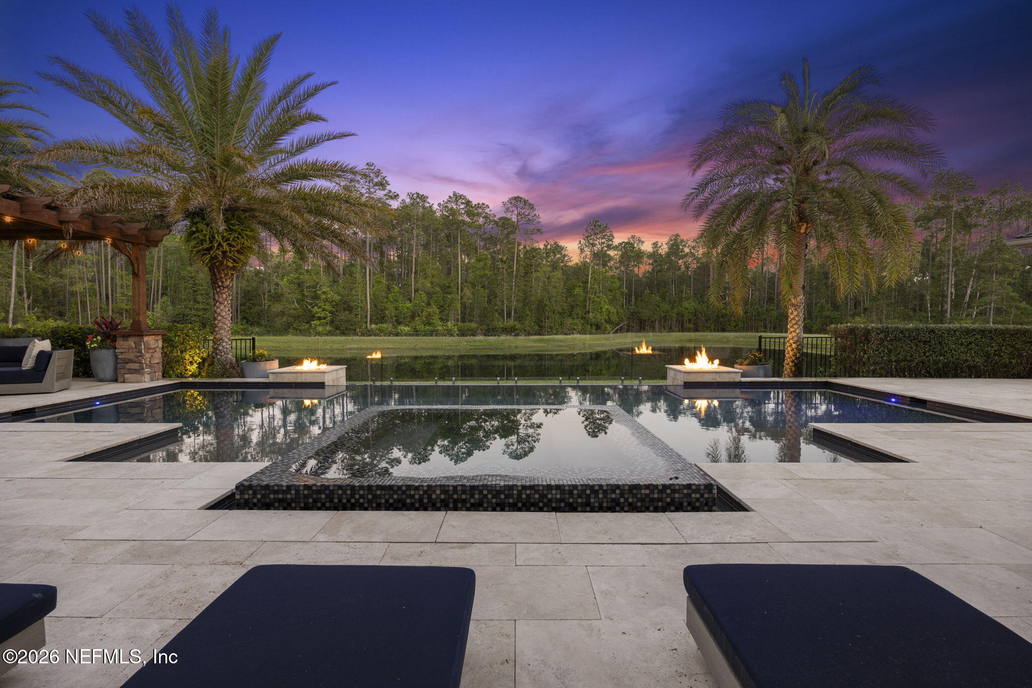 449 DEER VALLEY Drive