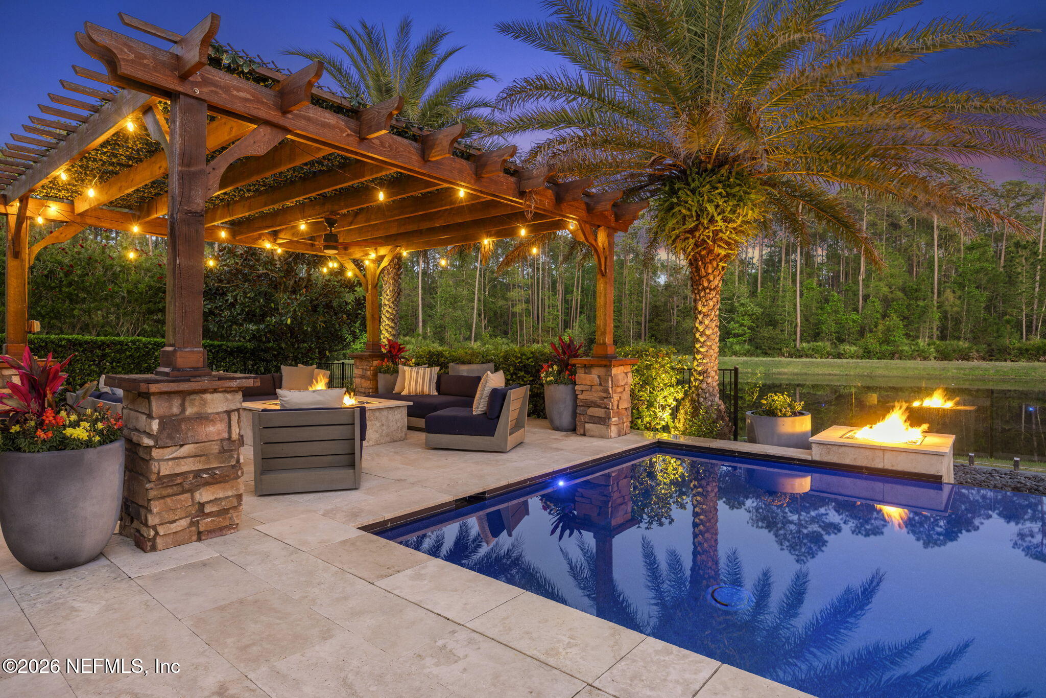 449 DEER VALLEY Drive