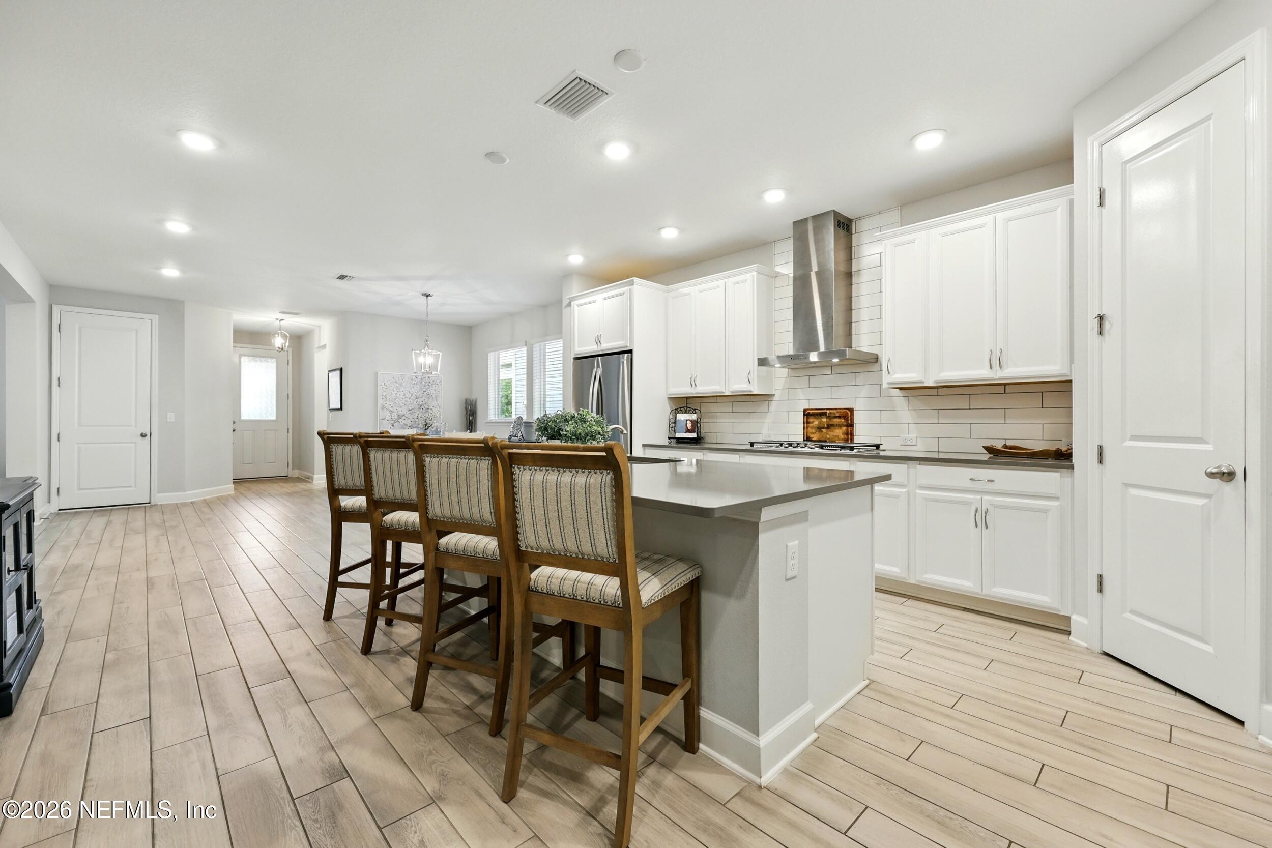 425 UNION HILL Drive