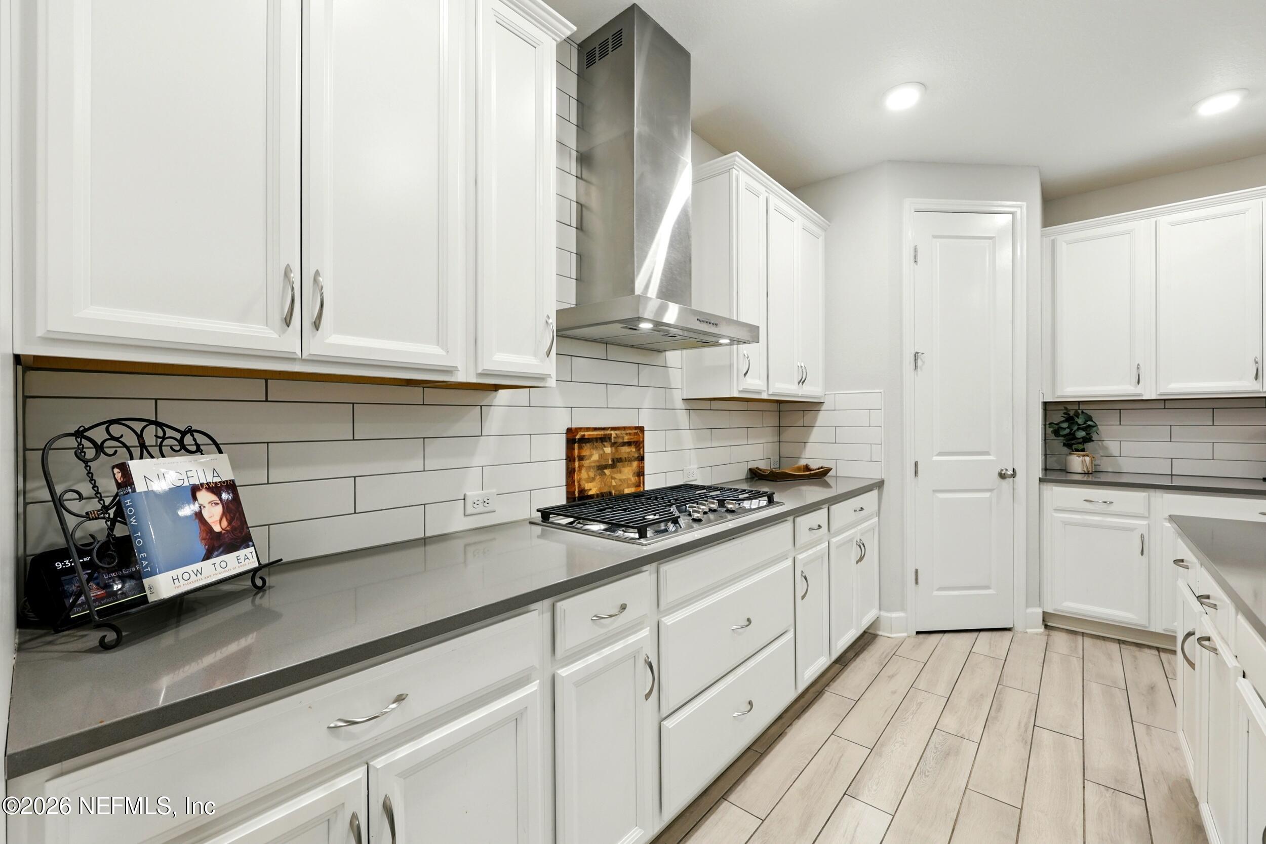 425 UNION HILL Drive