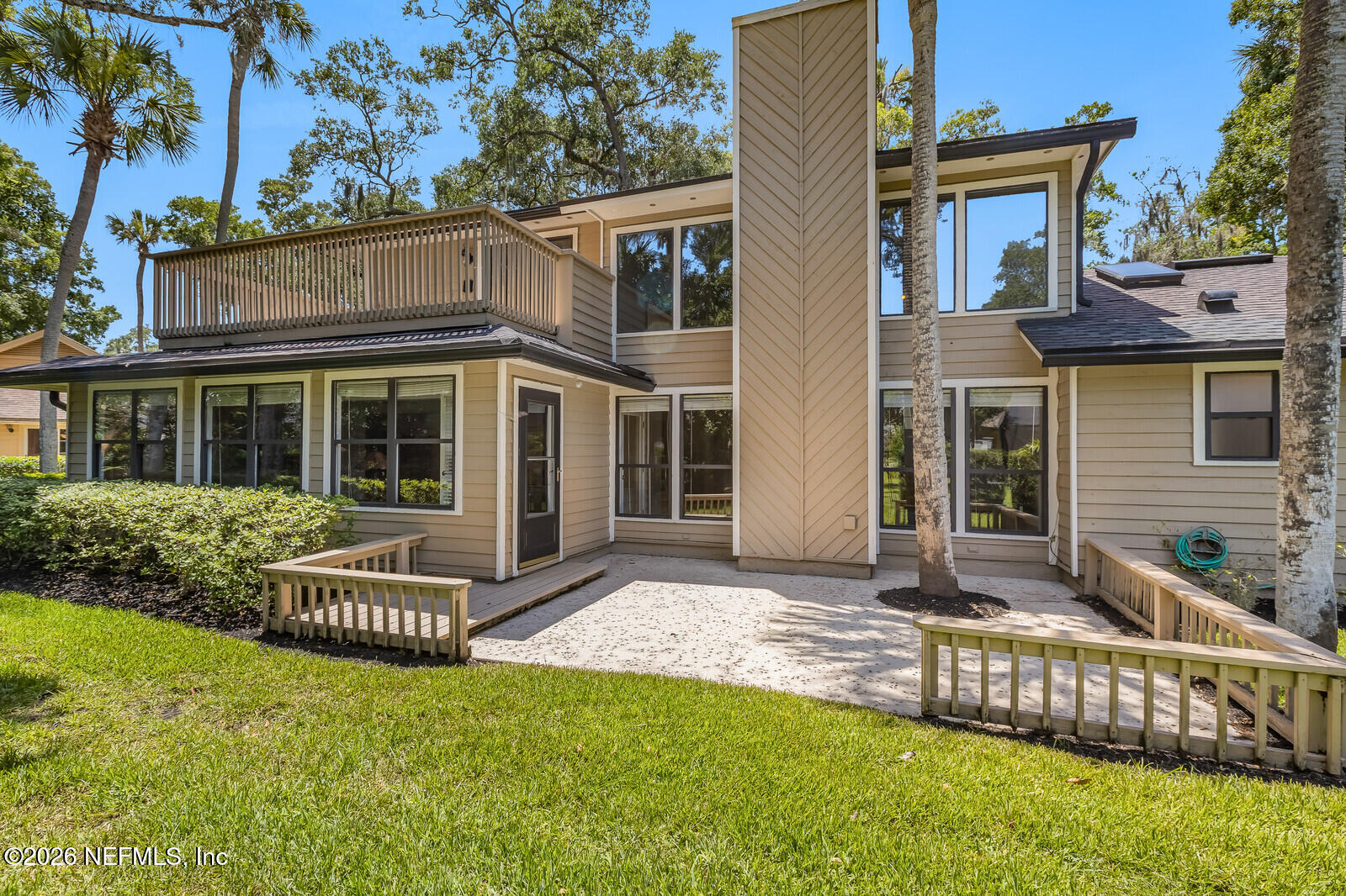 5008 BUTTONWOOD Drive