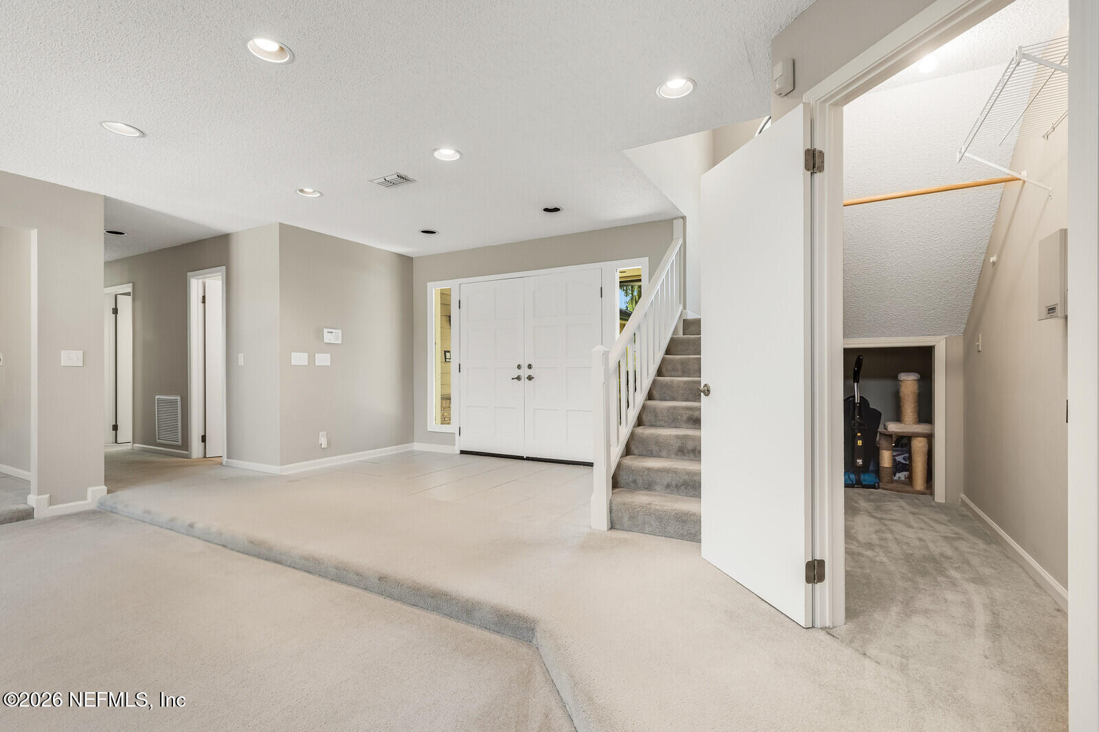 5008 BUTTONWOOD Drive