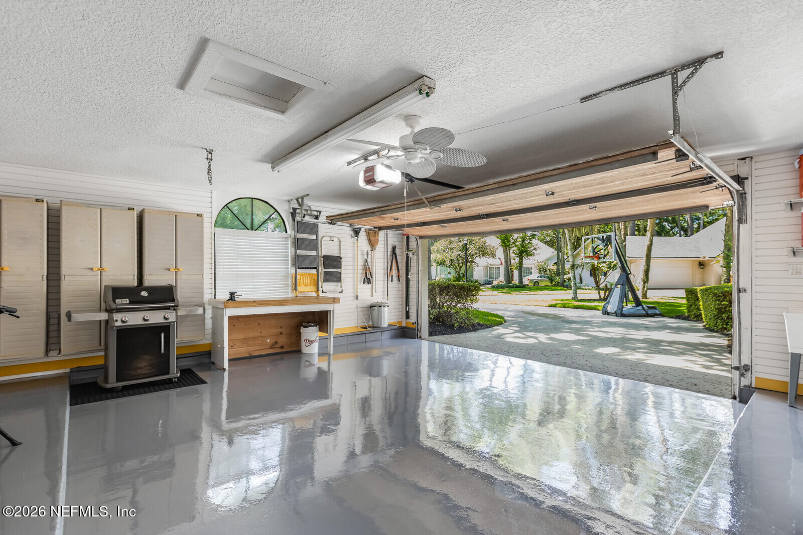 5008 BUTTONWOOD Drive