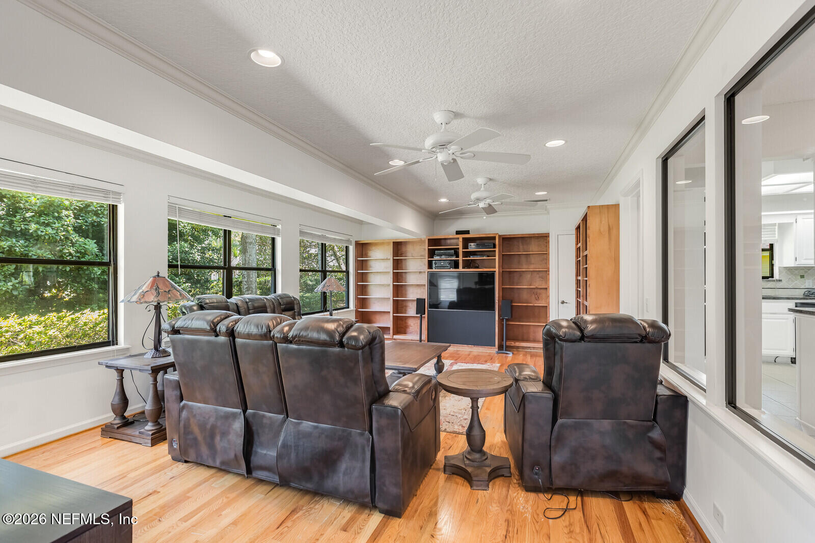 5008 BUTTONWOOD Drive