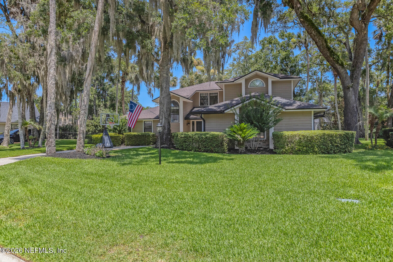 5008 BUTTONWOOD Drive