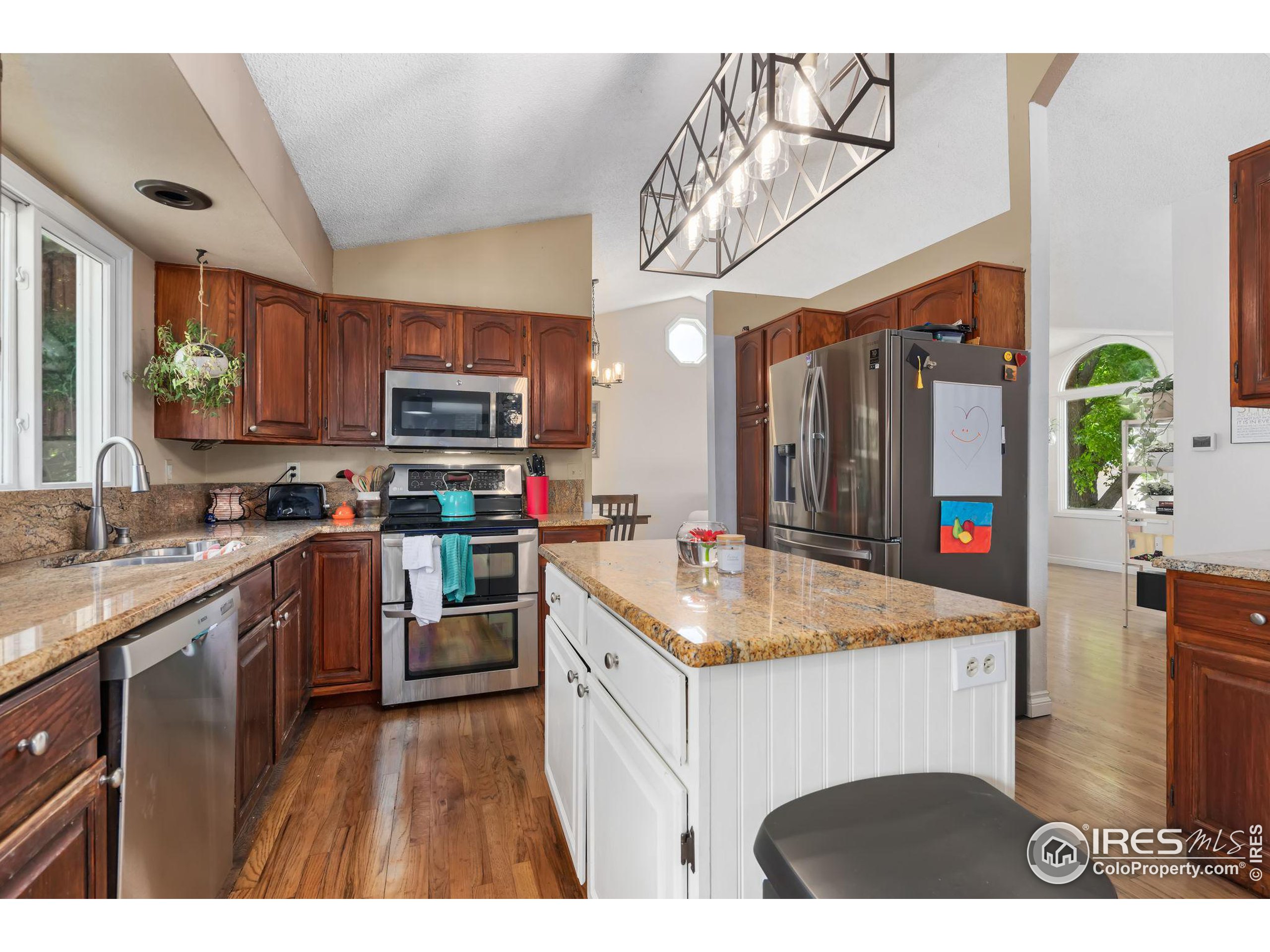 1318 Silk Oak Dr