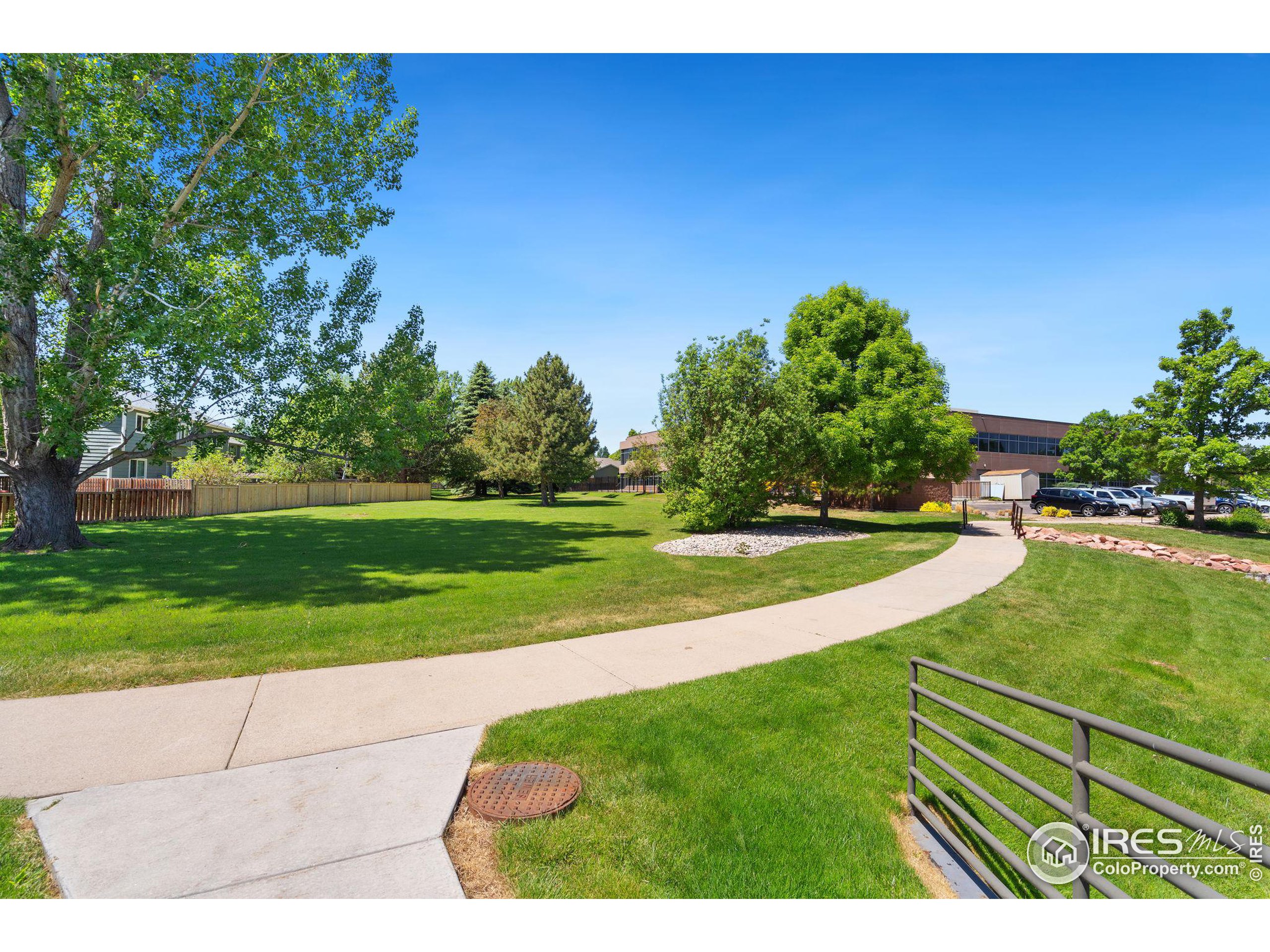 1318 Silk Oak Dr