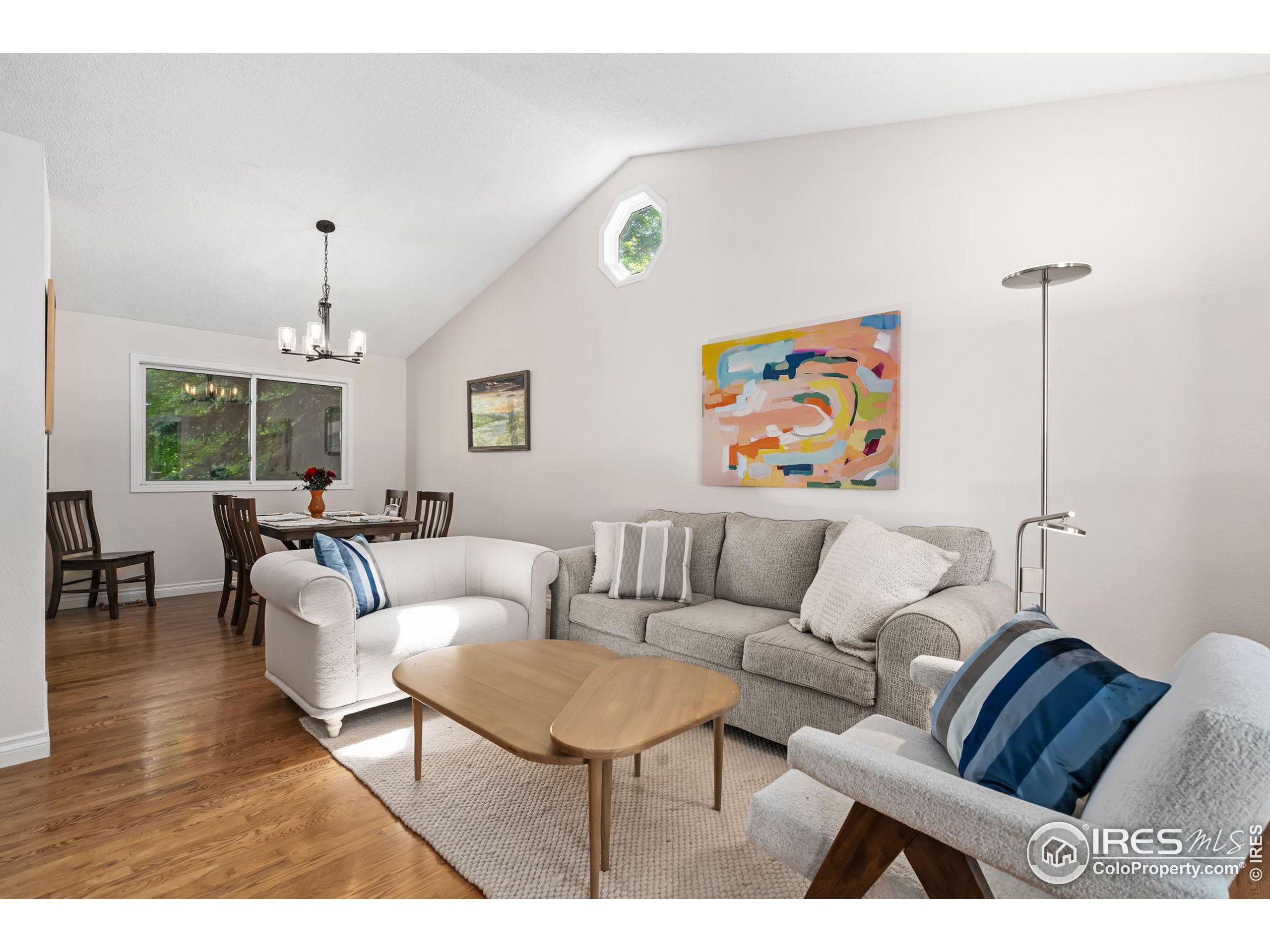 1318 Silk Oak Dr