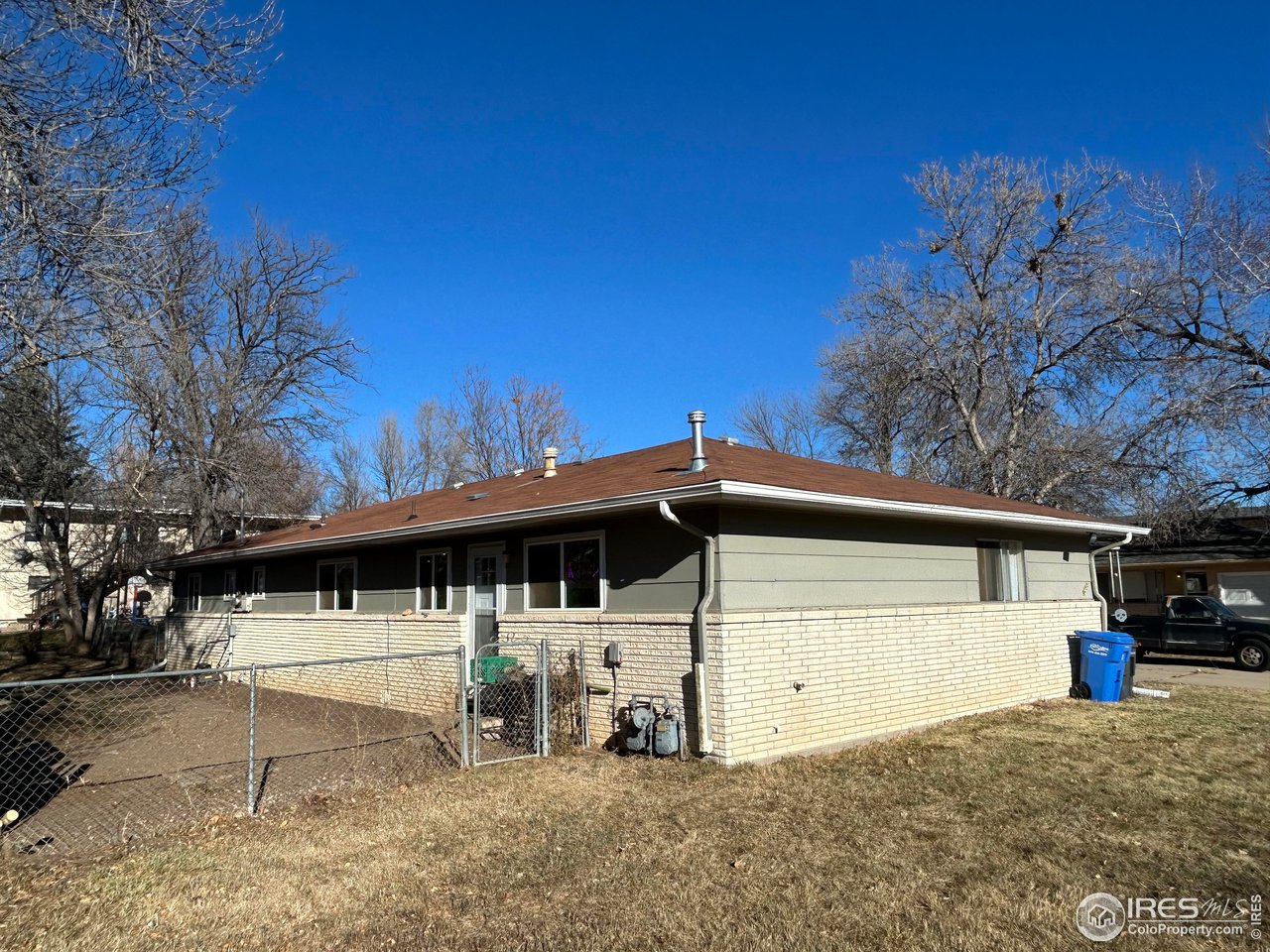 2428-2430 Clearview Ave