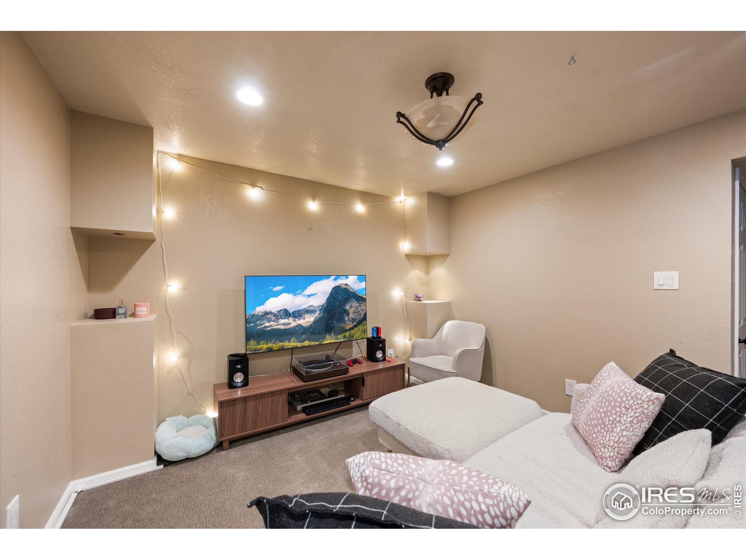 2120 Timber Creek Dr J-3