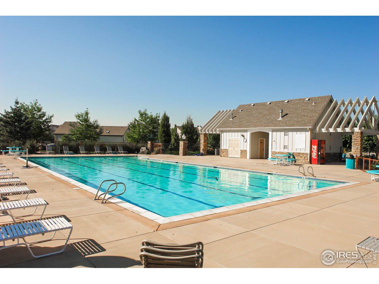 2127 Copper Creek Dr E