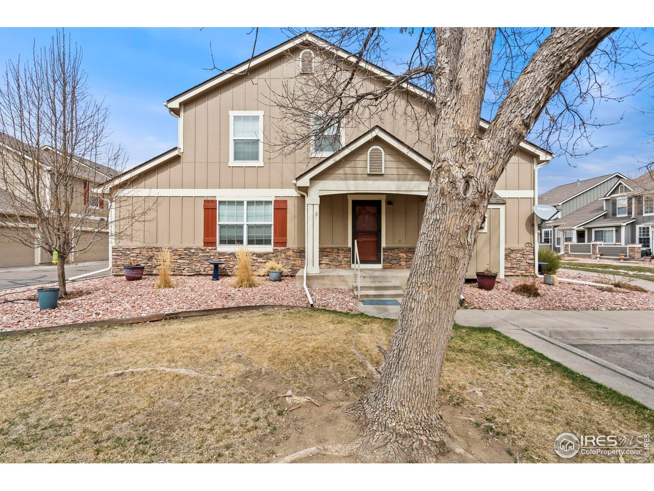 2127 Copper Creek Dr E