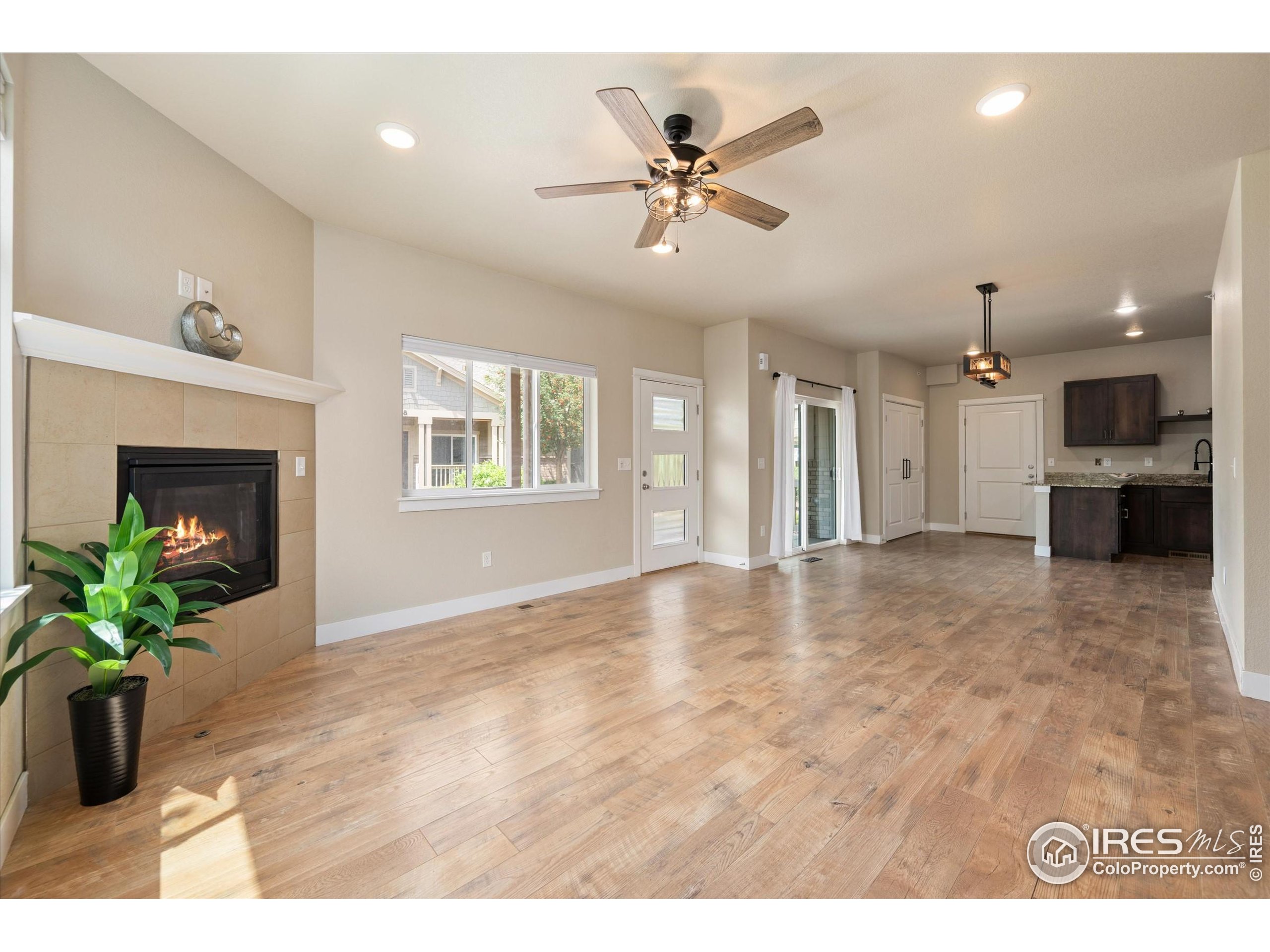 2608 Kansas Dr C119