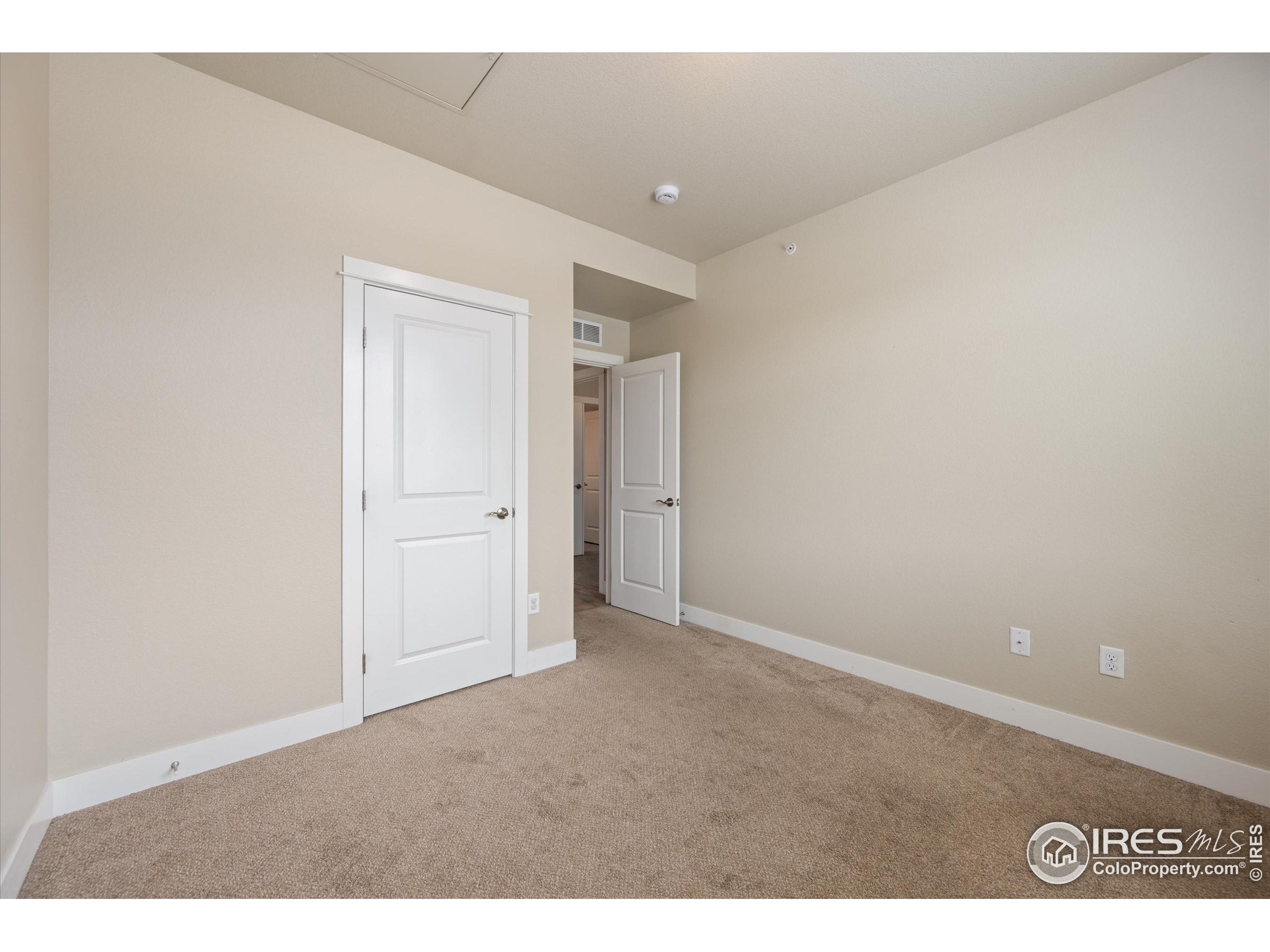 2608 Kansas Dr C119