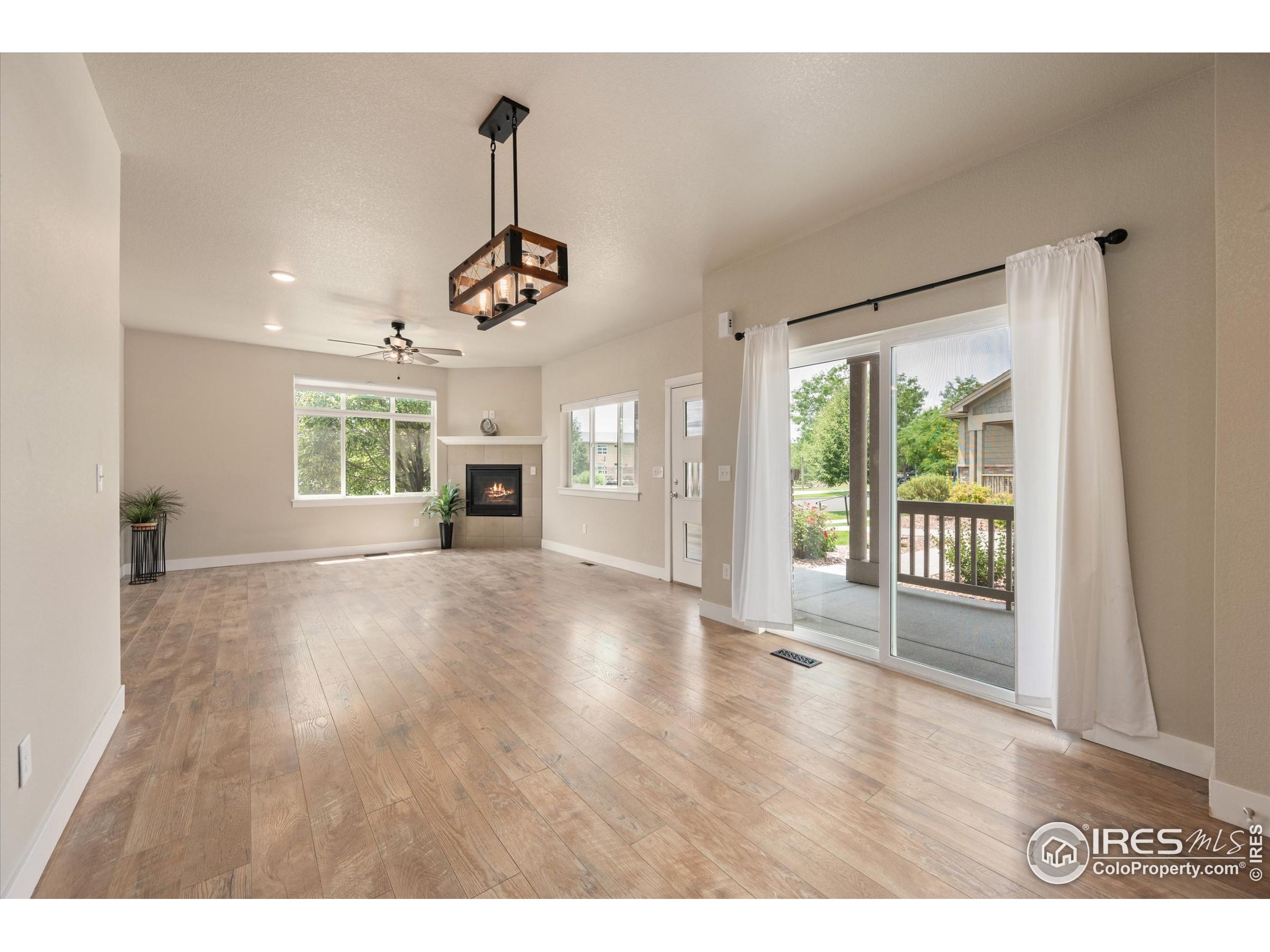 2608 Kansas Dr C119