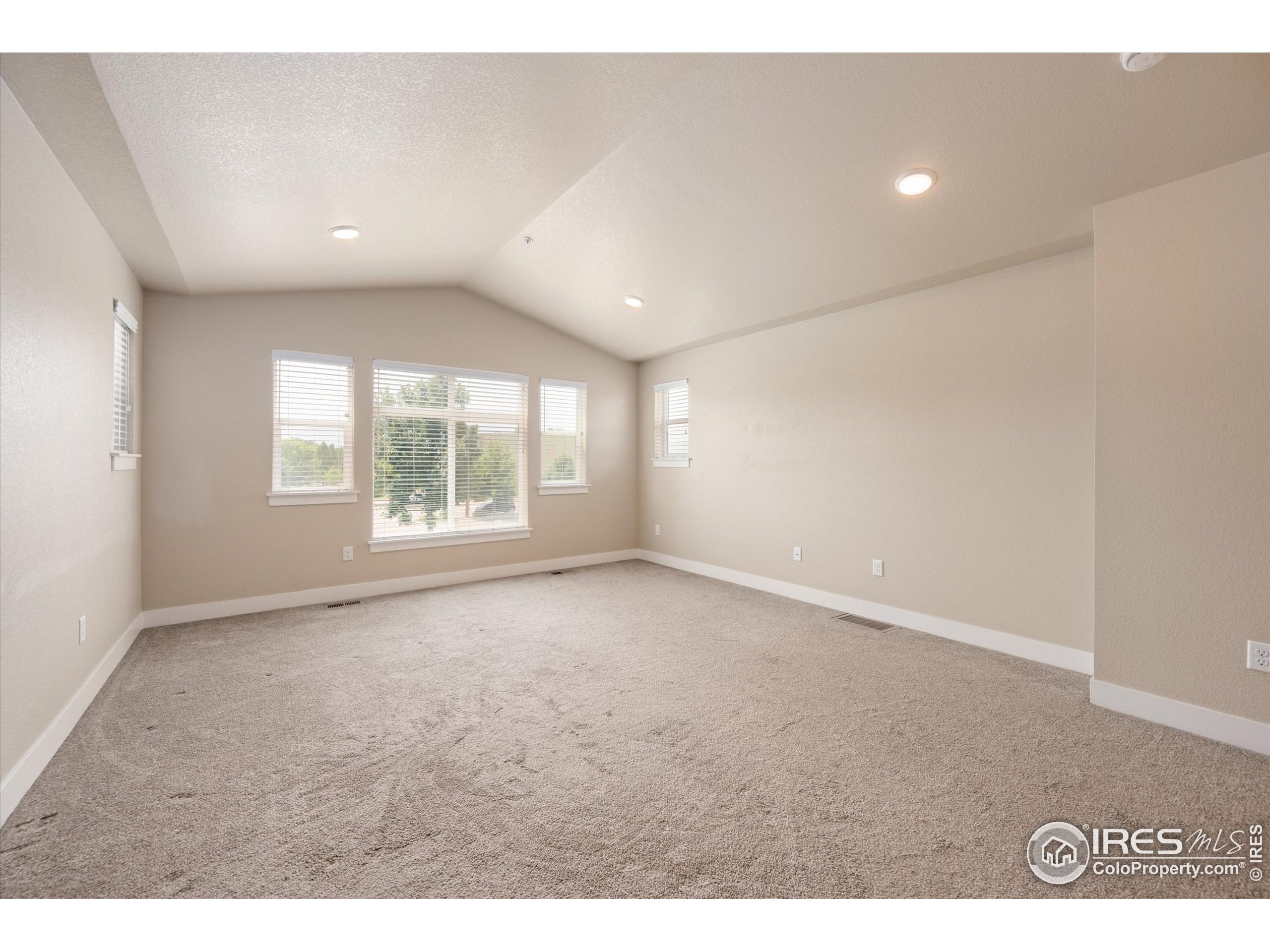 2608 Kansas Dr C119
