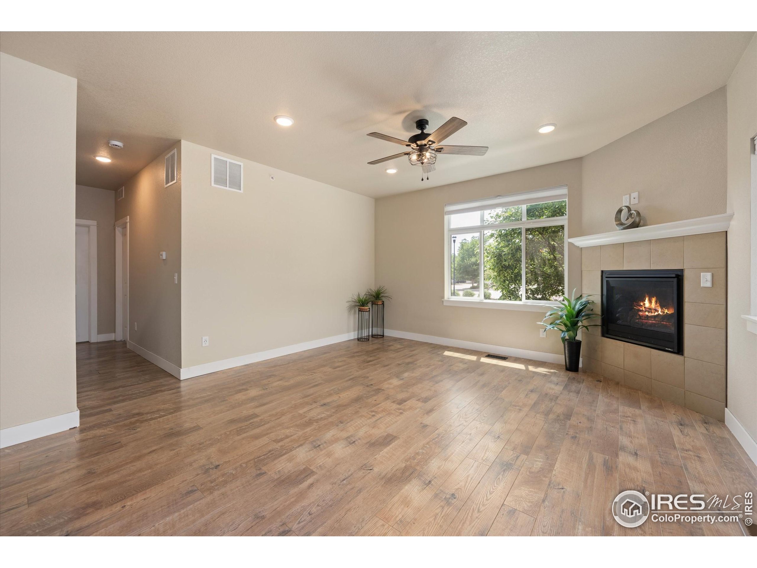 2608 Kansas Dr C119