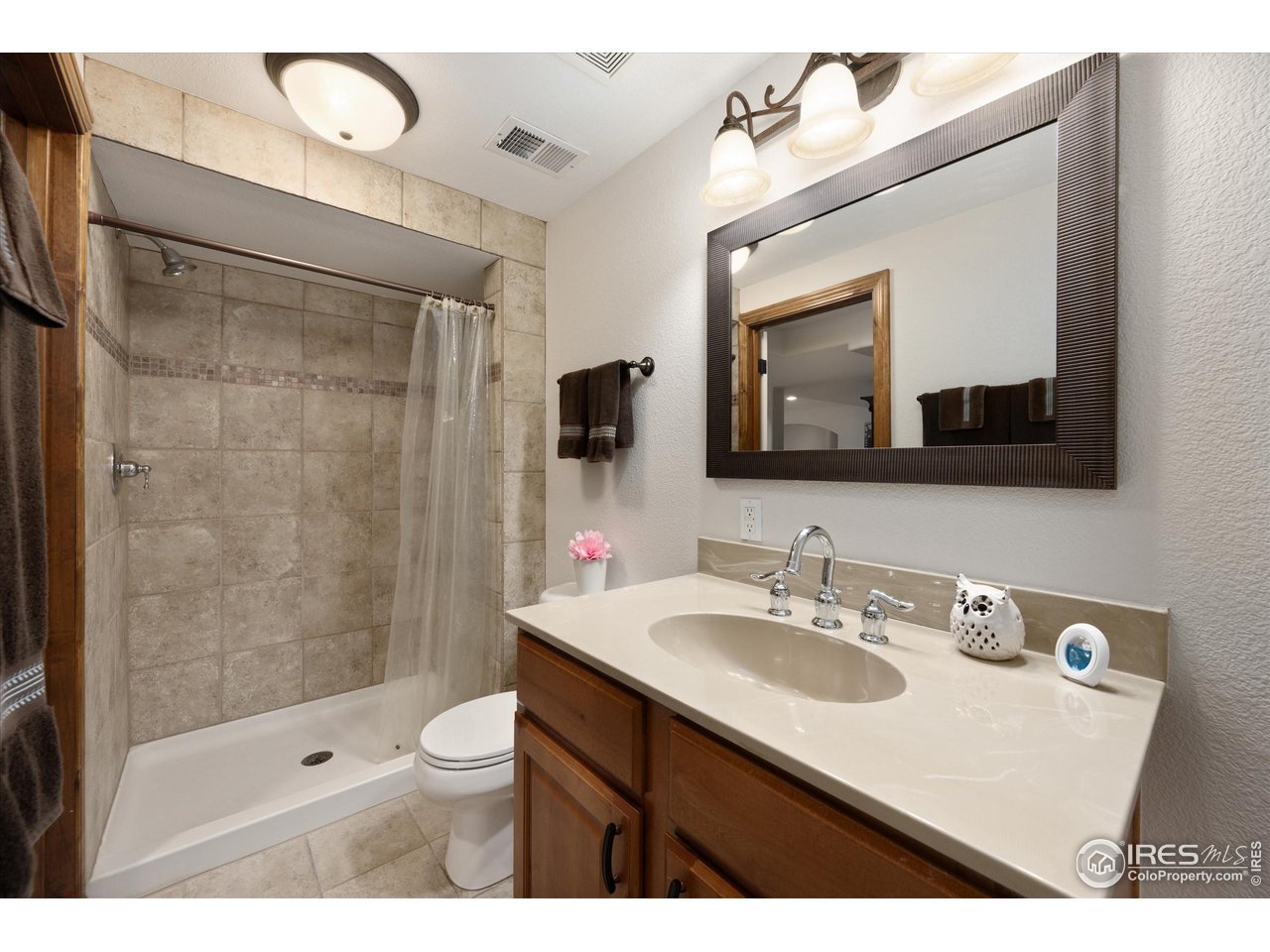 2086 Cape Hatteras Dr