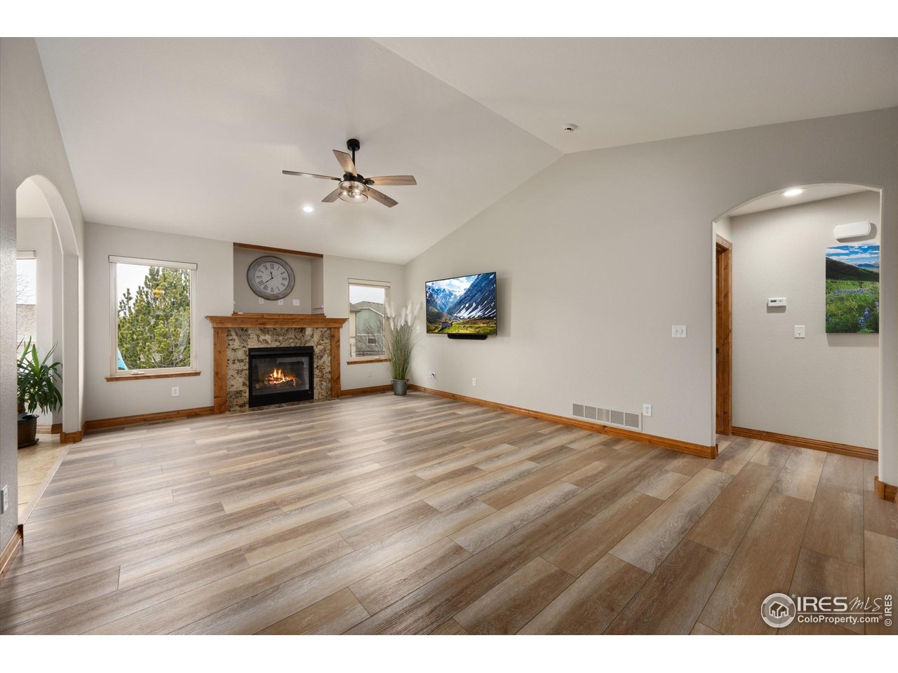 2086 Cape Hatteras Dr