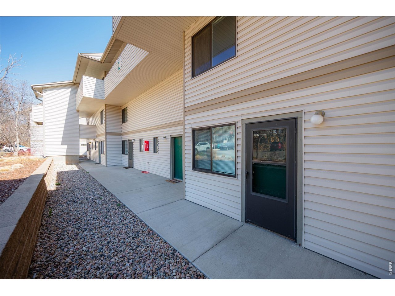 1705 Heatheridge Rd F-105