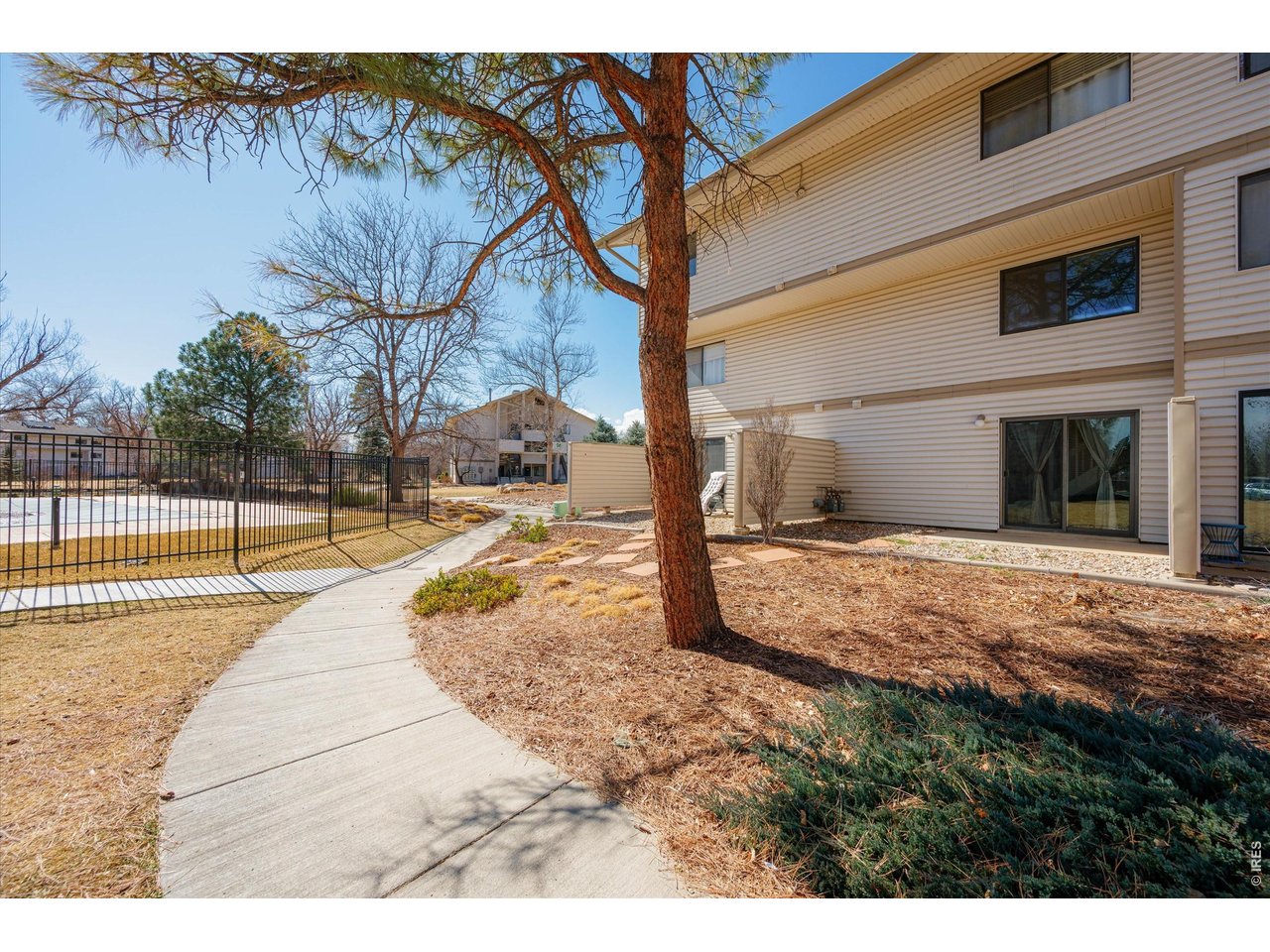 1705 Heatheridge Rd F-105