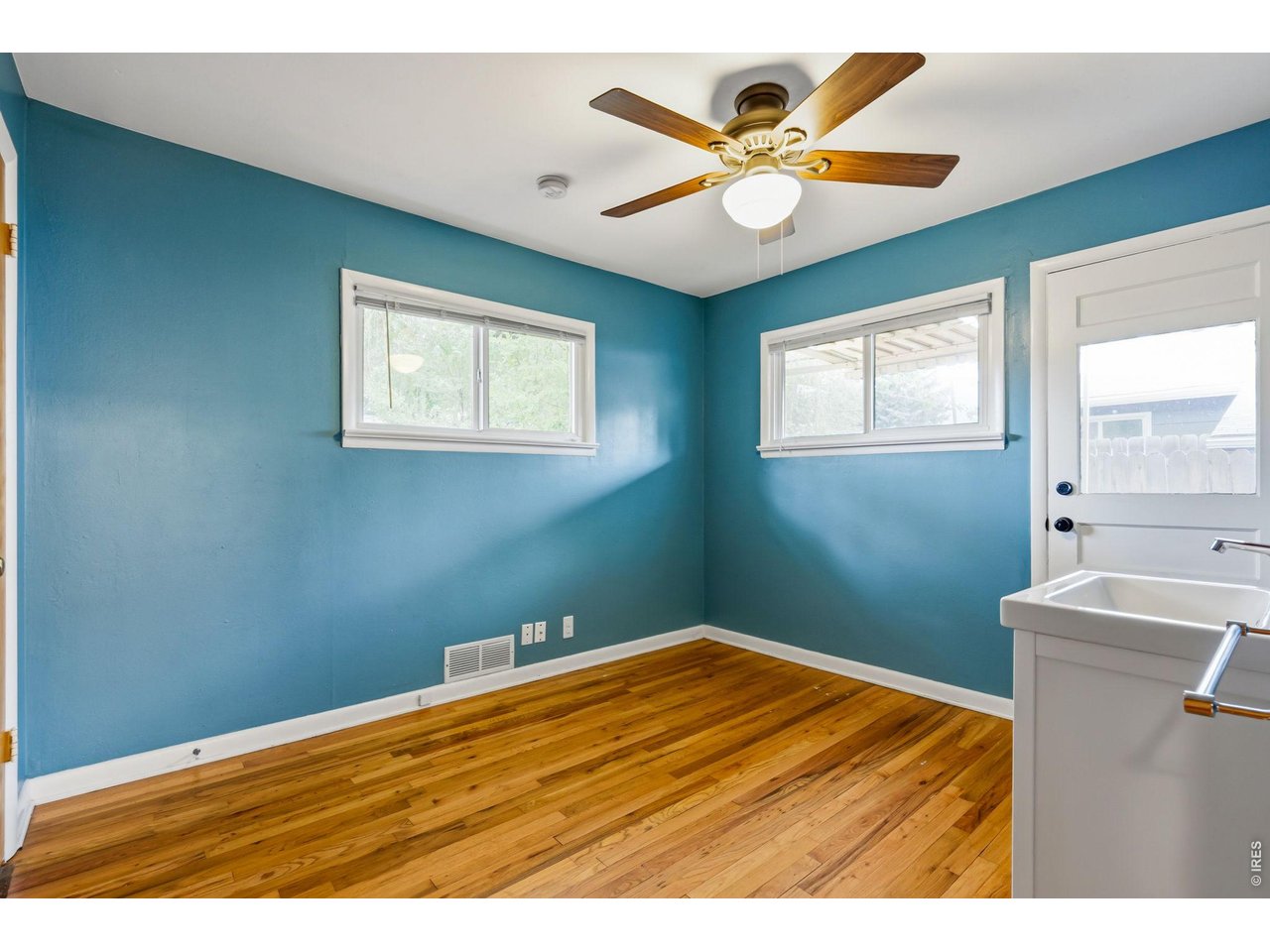 1709 Dale Ct