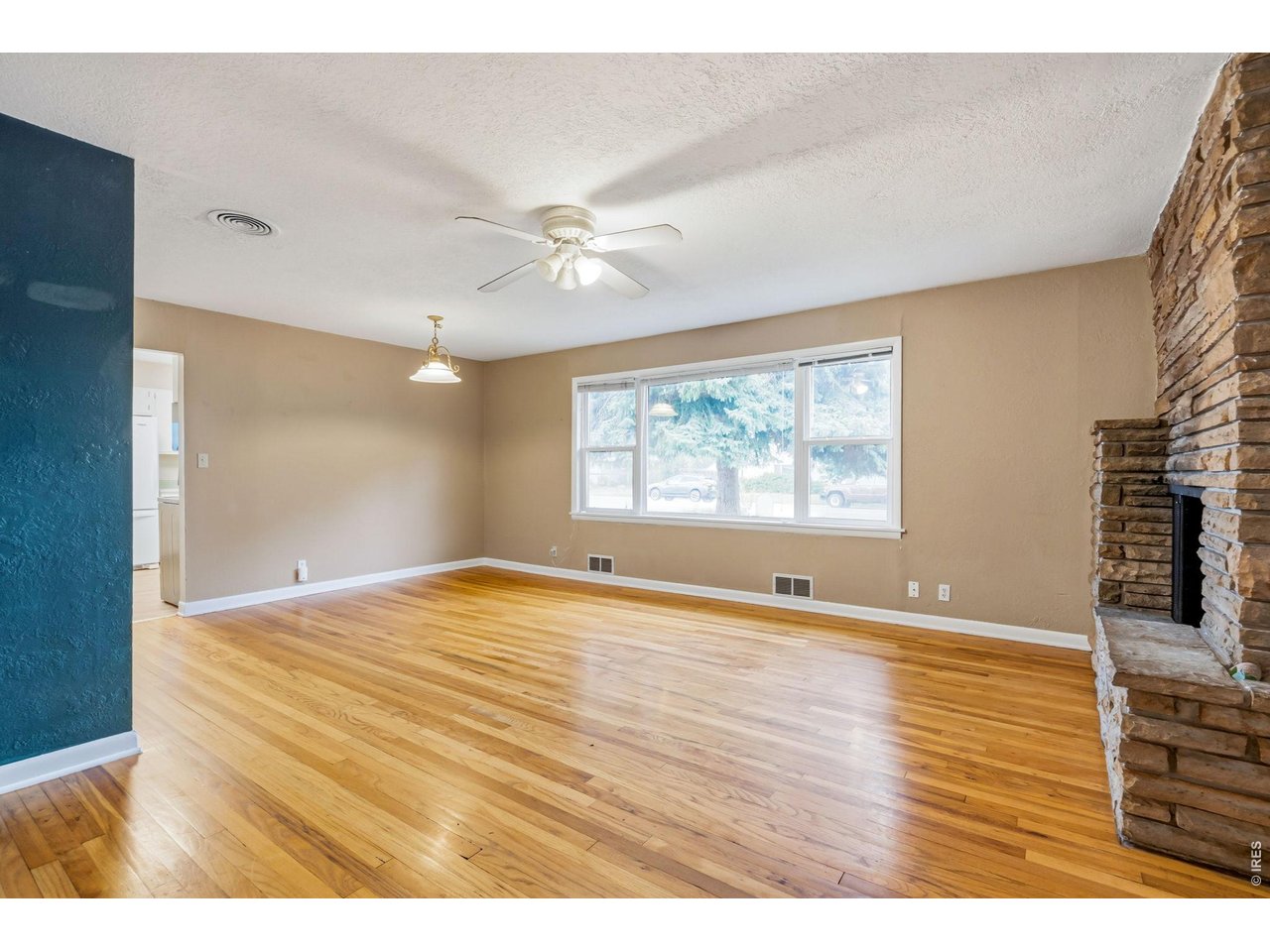 1709 Dale Ct