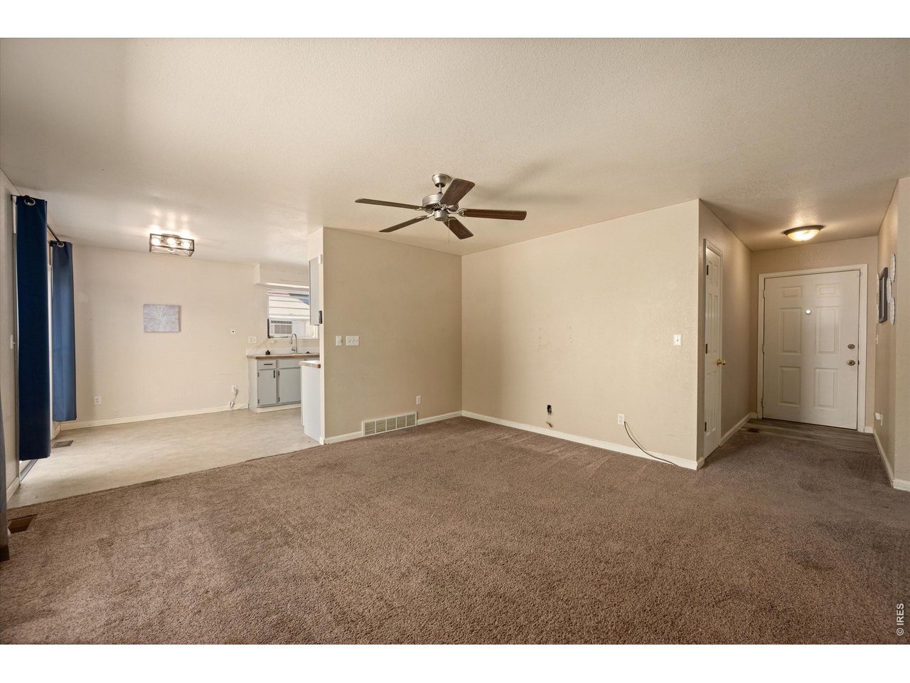 4745 Everglade Ct