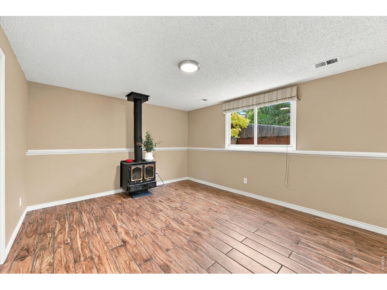 3349 Hickok Dr