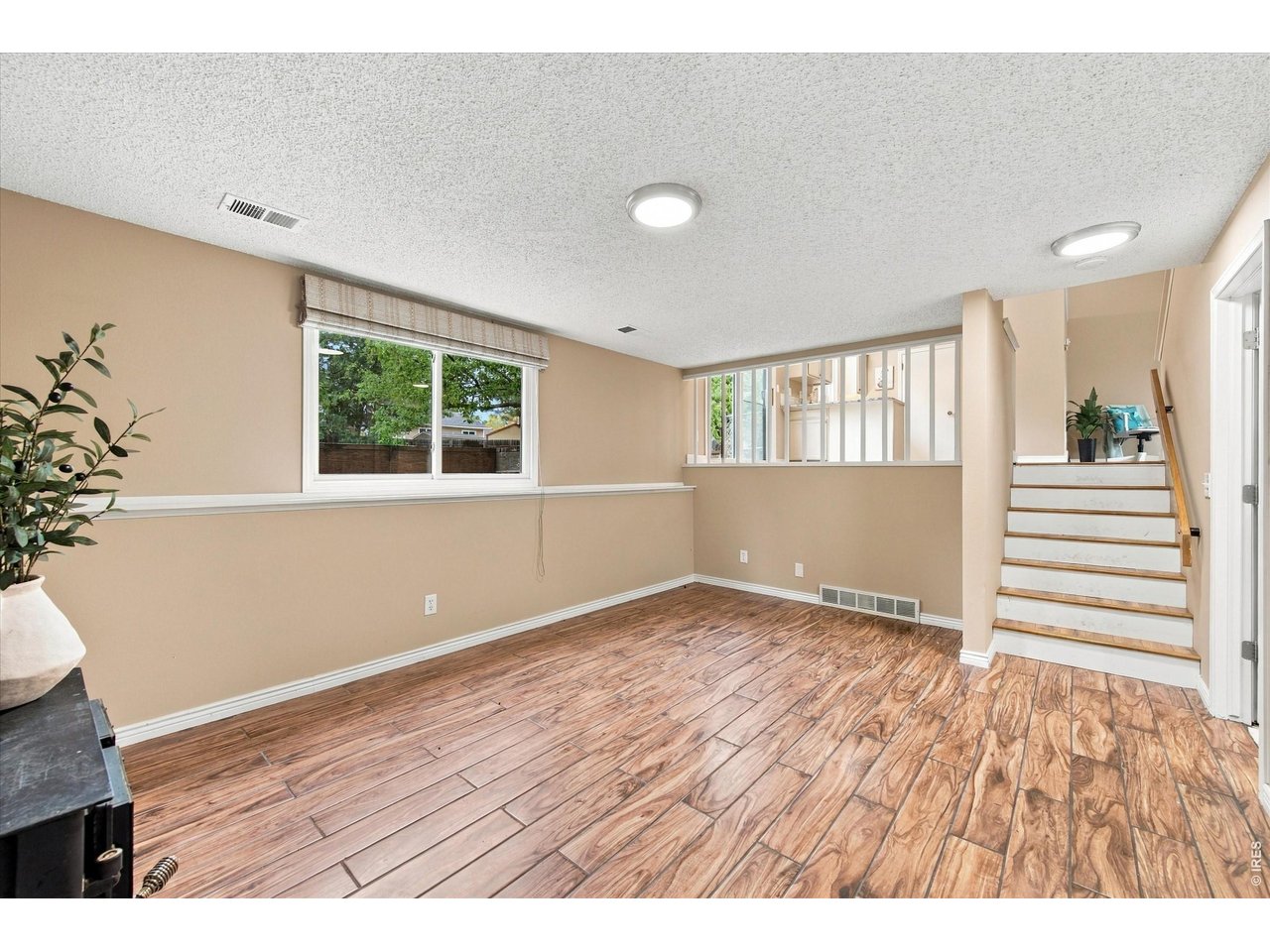 3349 Hickok Dr