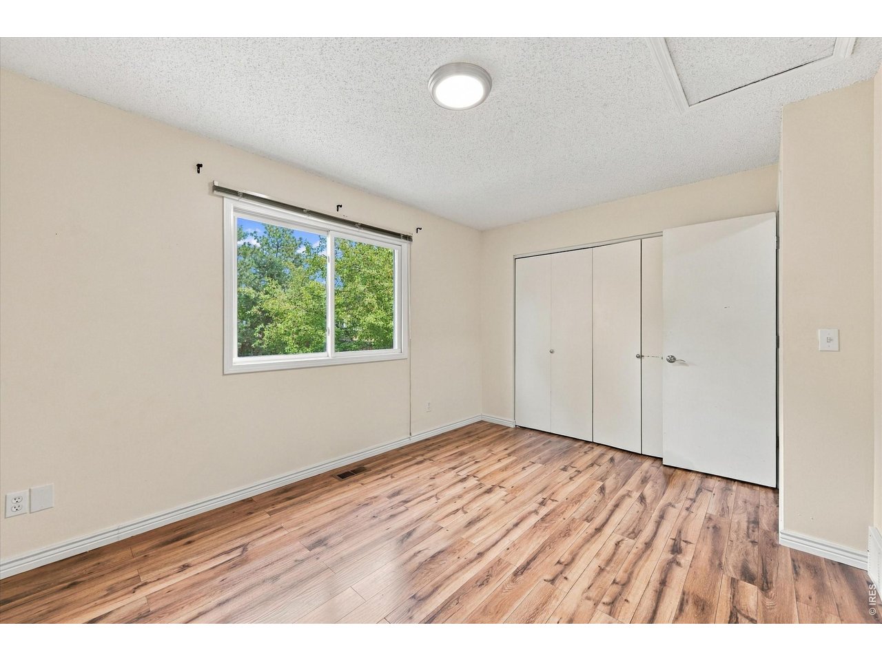3349 Hickok Dr