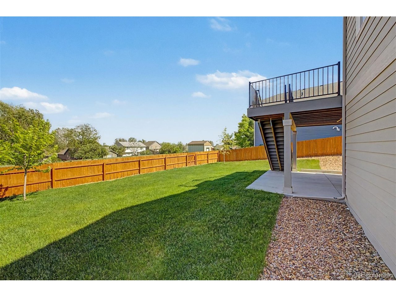 962 Campfire Dr