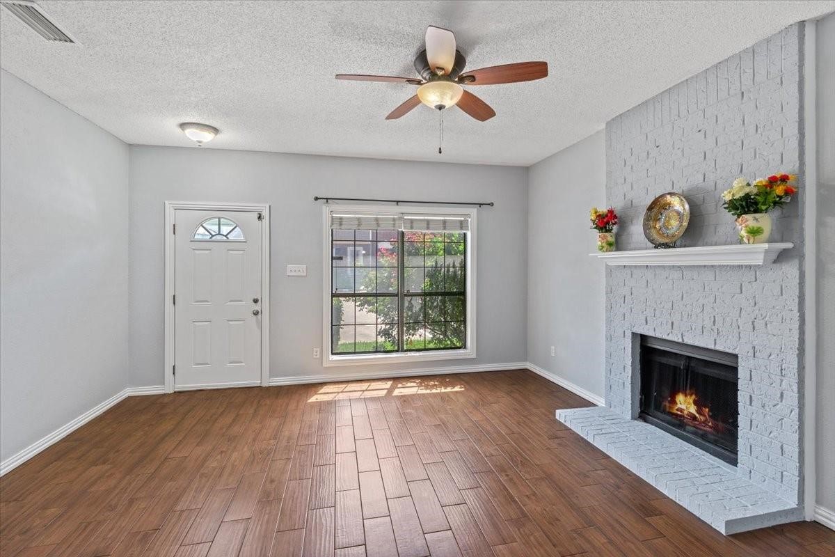 234 Samuel Boulevard P 1