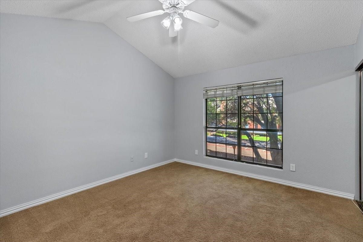 234 Samuel Boulevard P 1