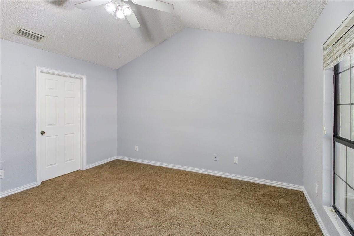 234 Samuel Boulevard P 1