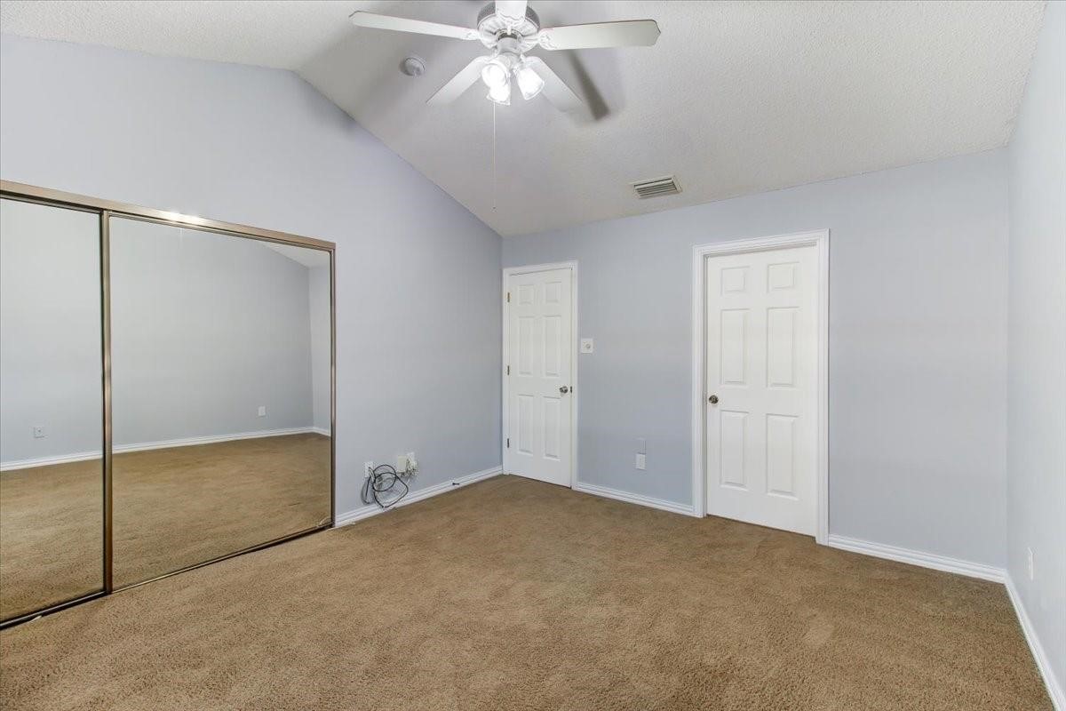 234 Samuel Boulevard P 1