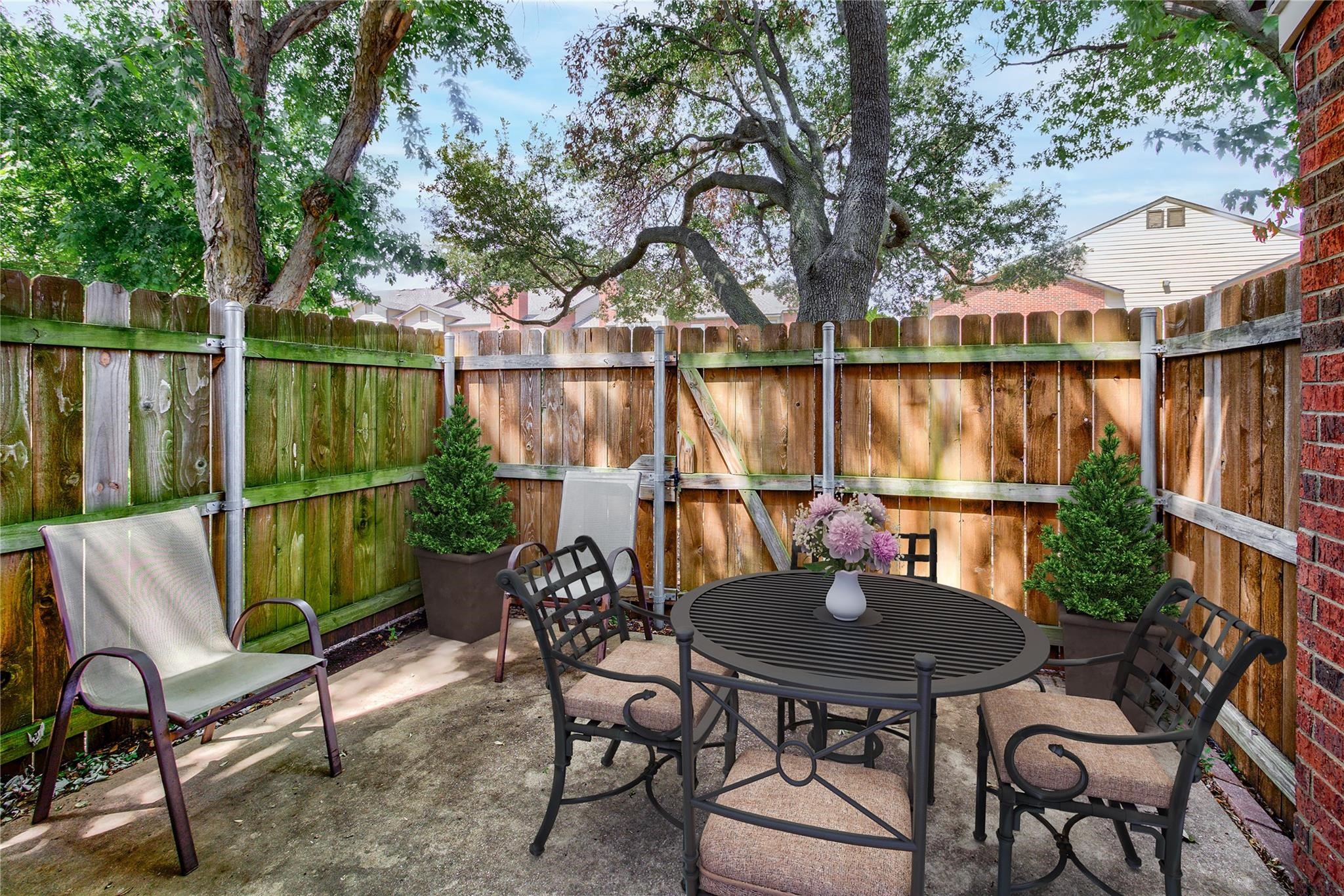 234 Samuel Boulevard P 1