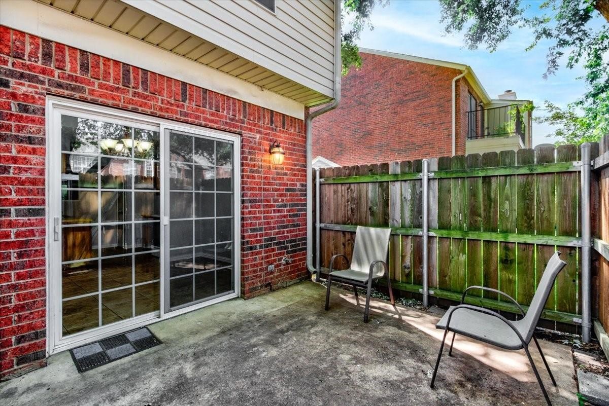 234 Samuel Boulevard P 1