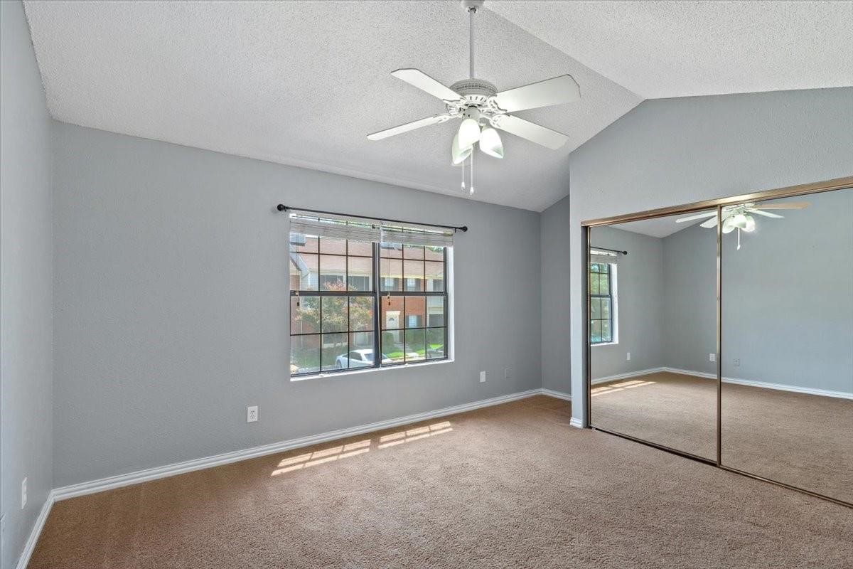 234 Samuel Boulevard P 1