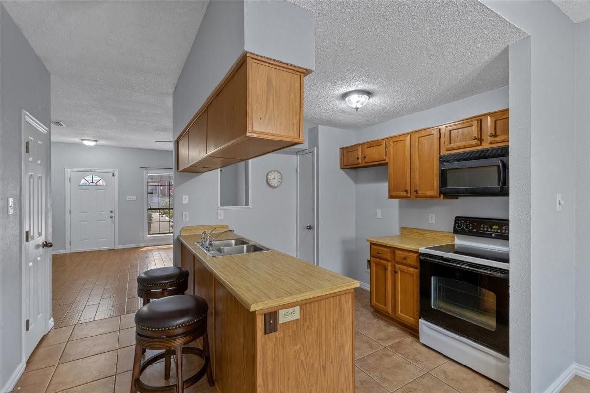 234 Samuel Boulevard P 1