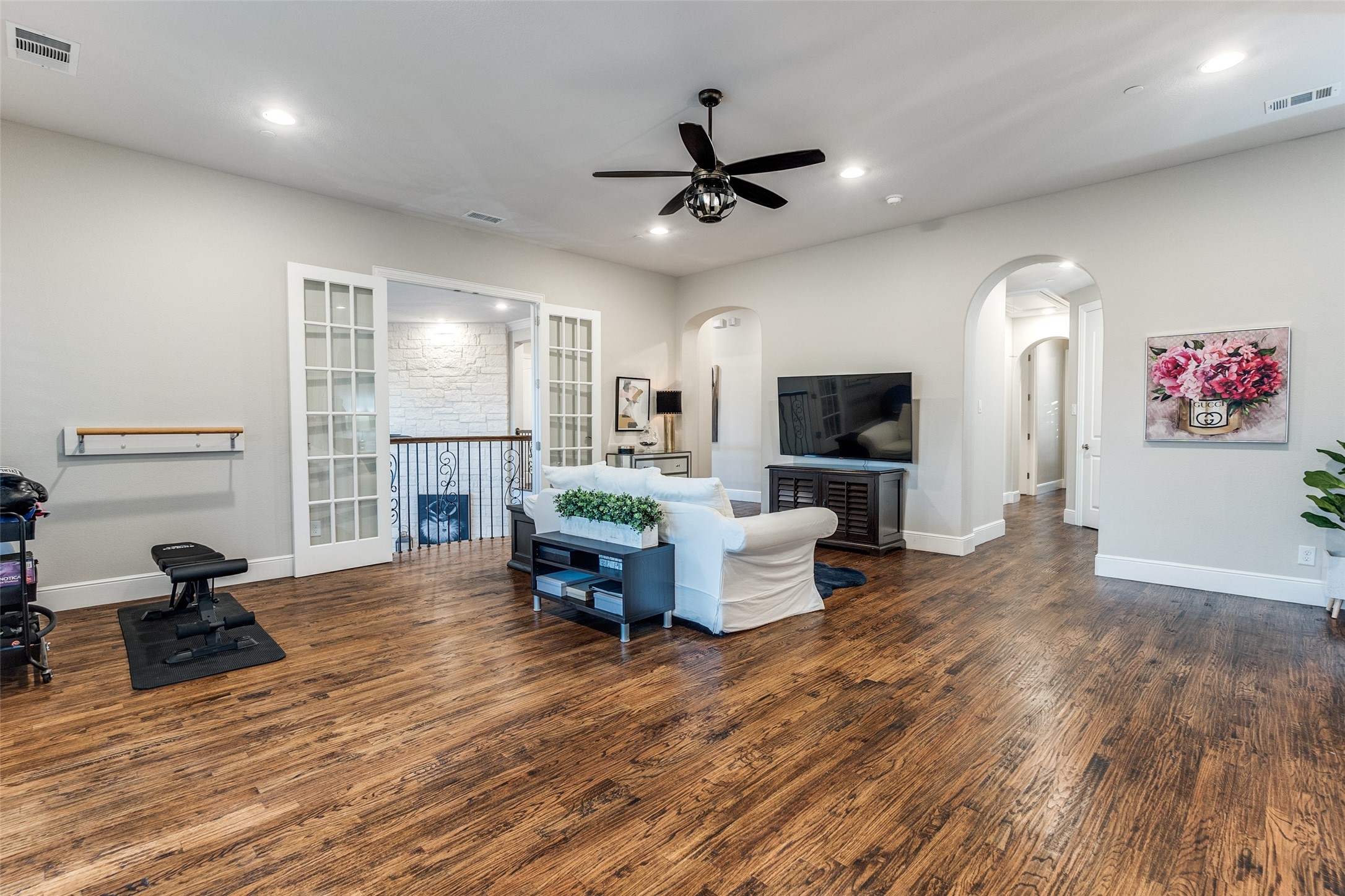 1001 Tennyson Drive