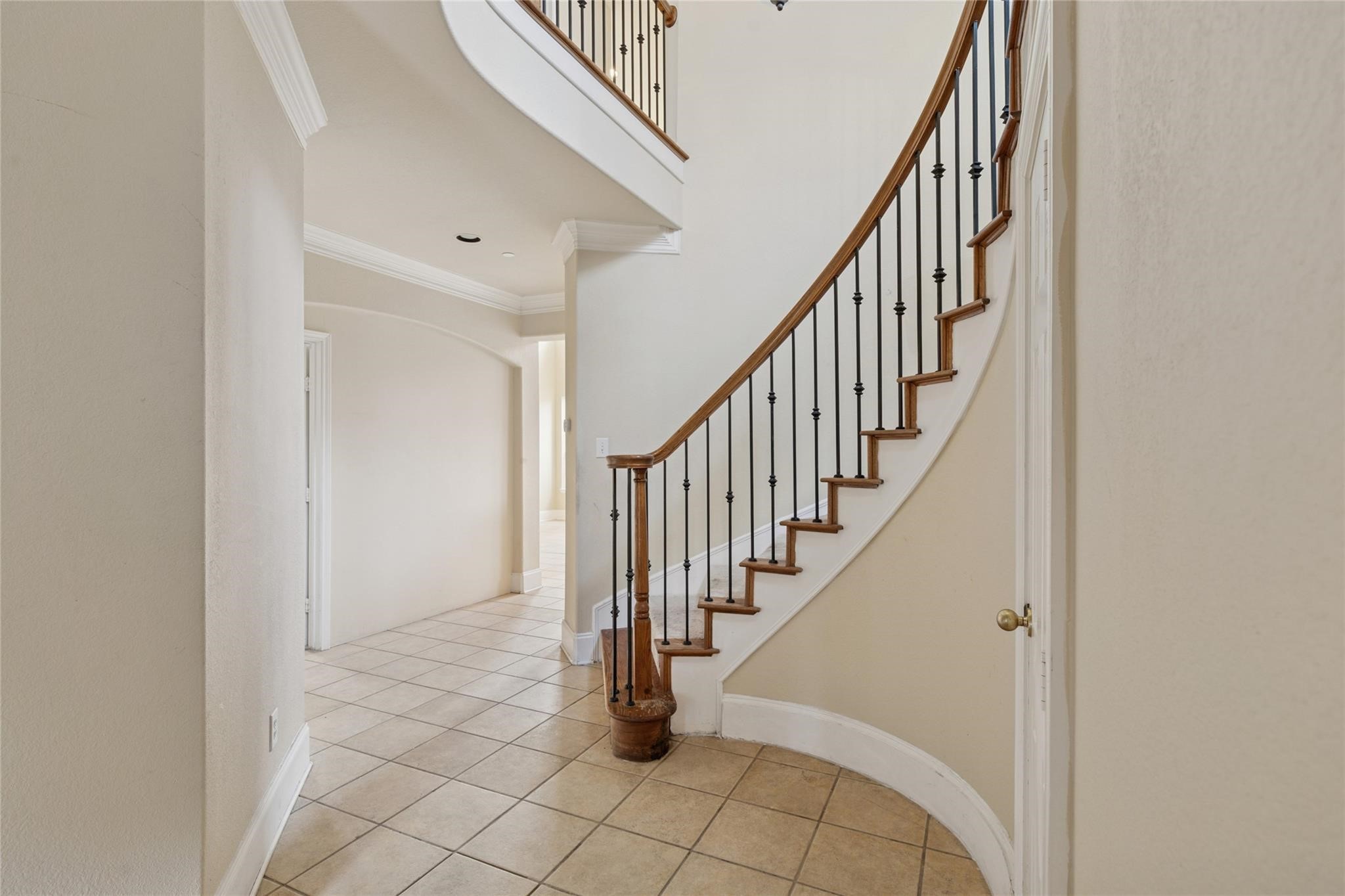 8115 Dogwood Drive