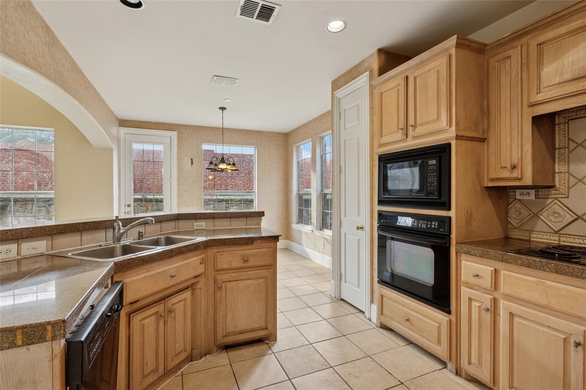 8115 Dogwood Drive
