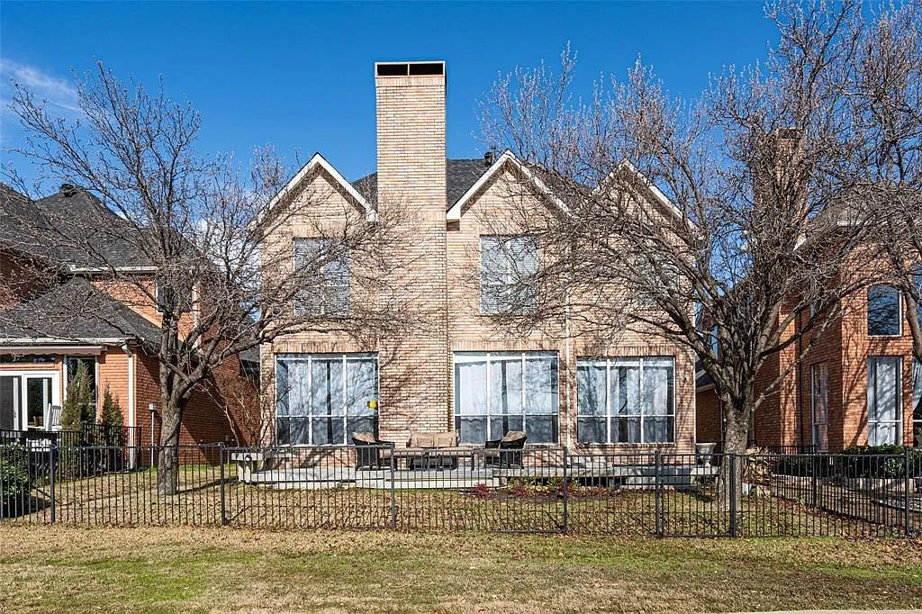 2510 Waterford Drive