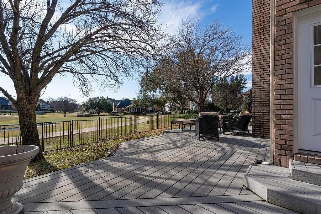 2510 Waterford Drive