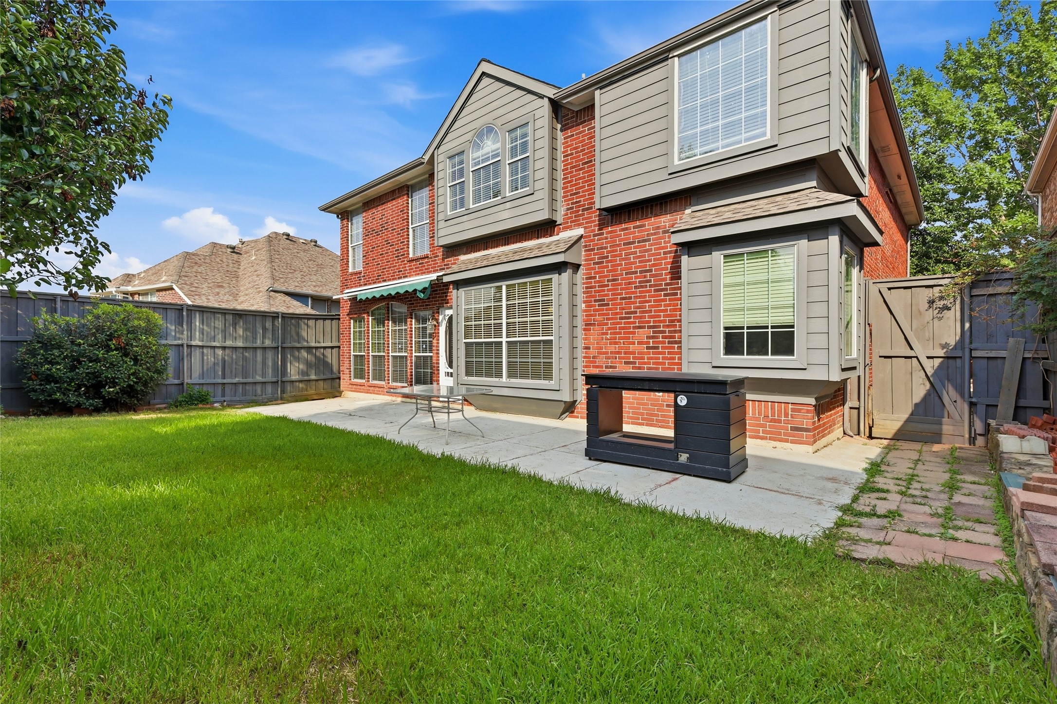 1229 Tioga Drive