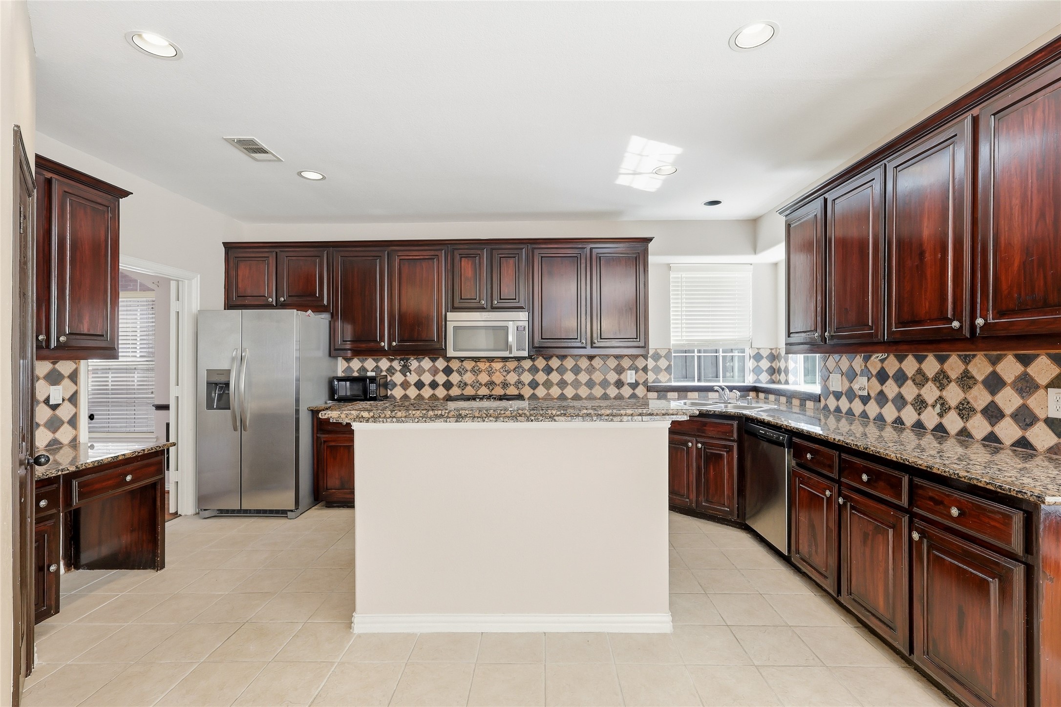 1229 Tioga Drive