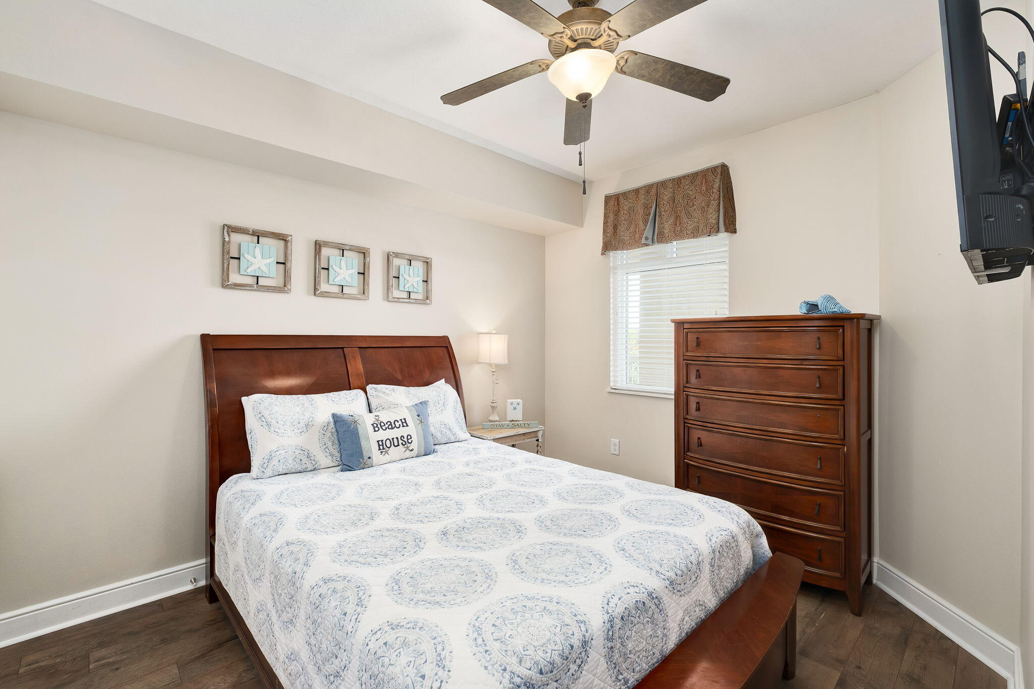1150 Santa Rosa Boulevard 305