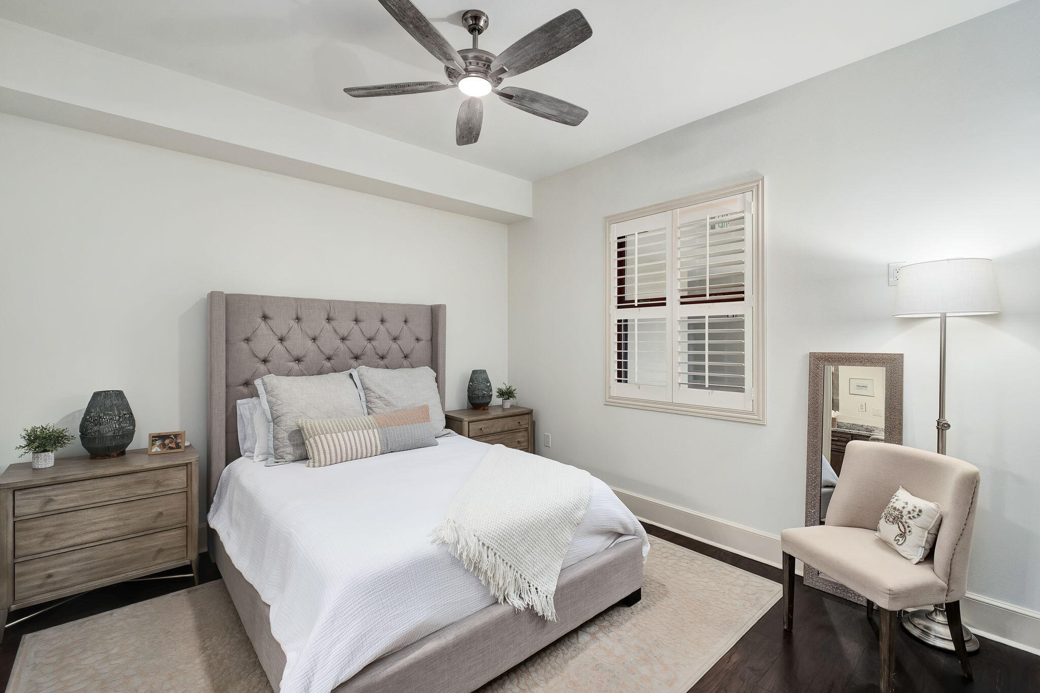 1363 W County Highway 30A UNIT 1119